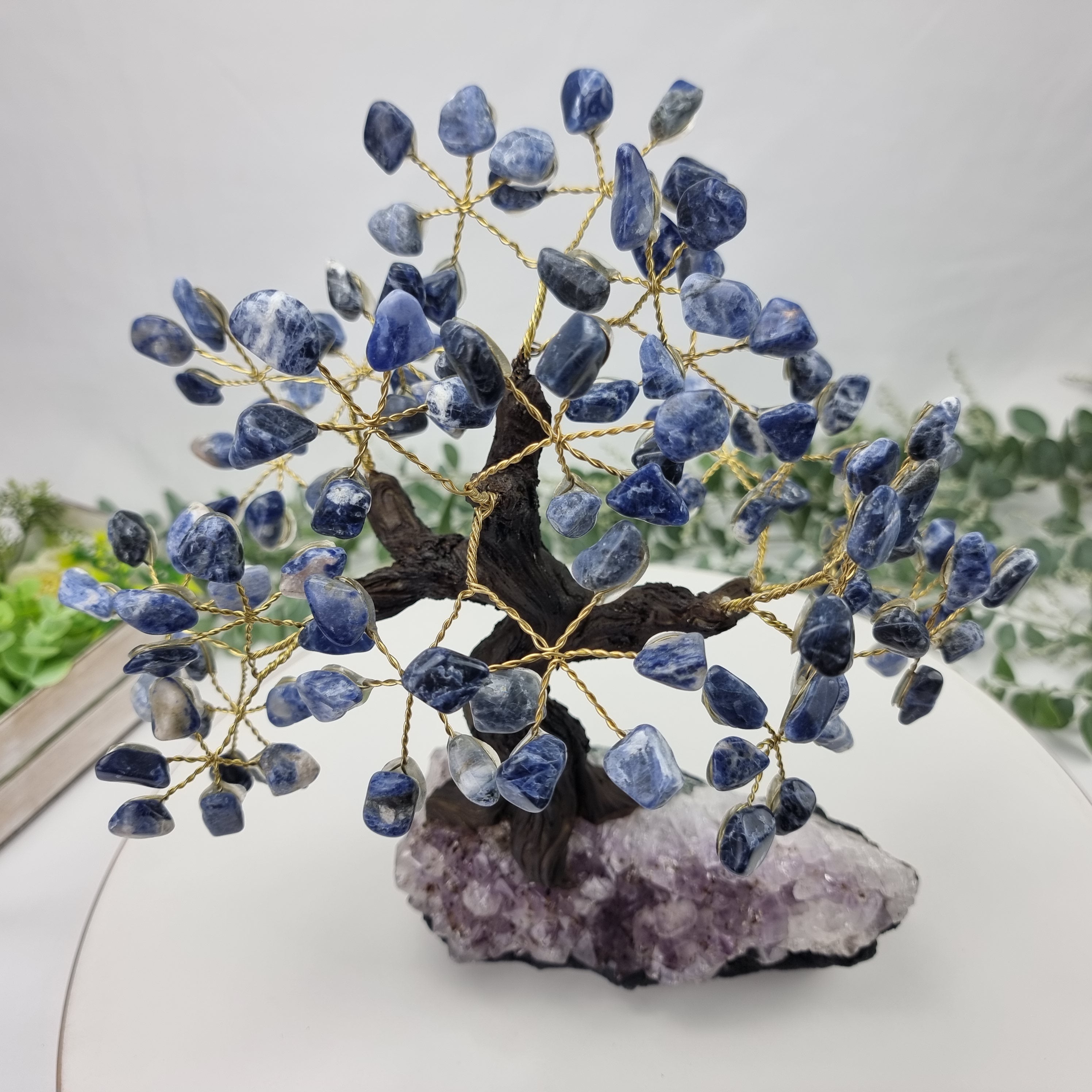 Árbol de SODALITA Natural | 120 Piedras, 24 ramas | Base de Amatista de 20 cm de altura - Pieza Artesanal BR Crystals
