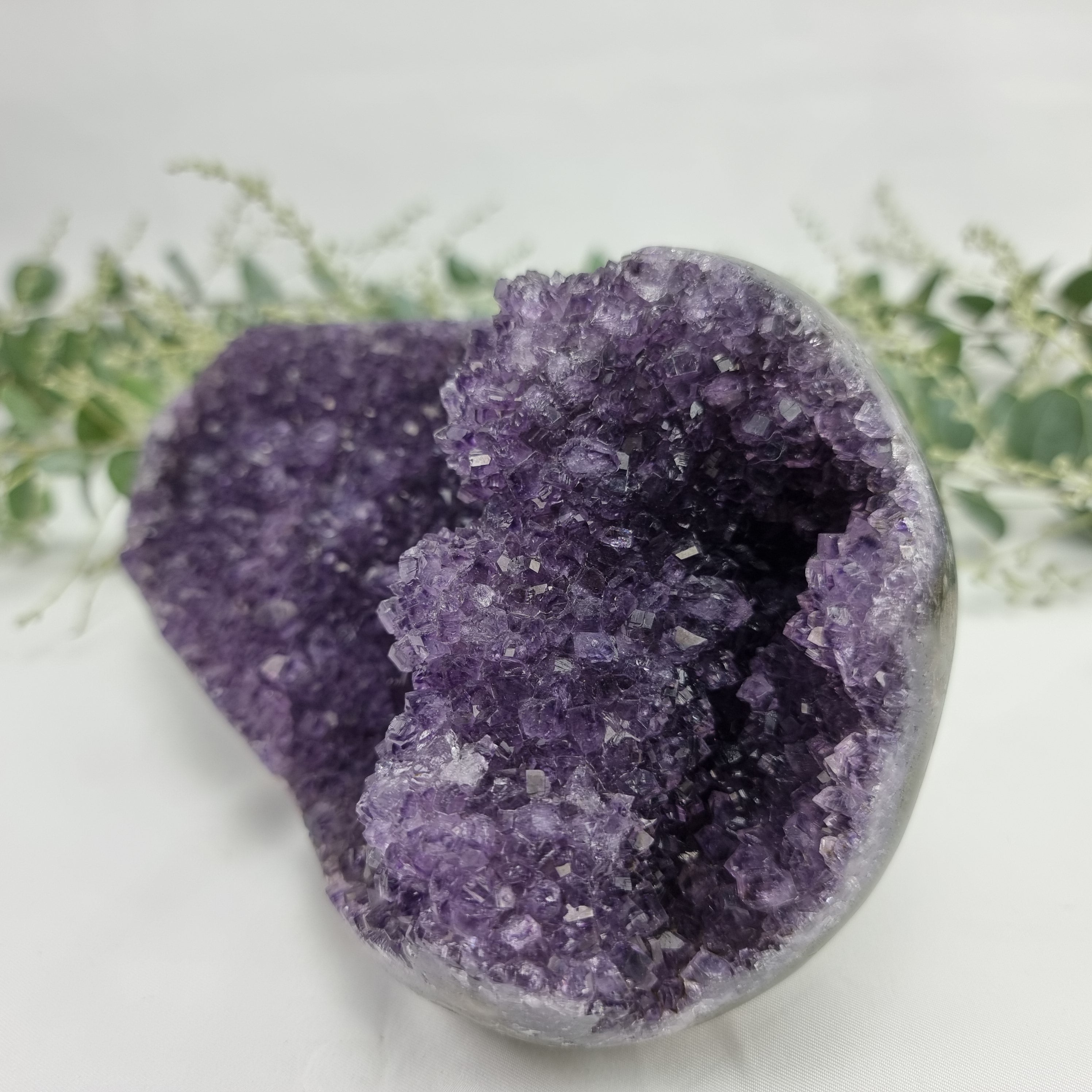 Special Drusy Amethyst | Weight 2.10 kgs! Length 20 cm | Energy, Beauty and Sophistication