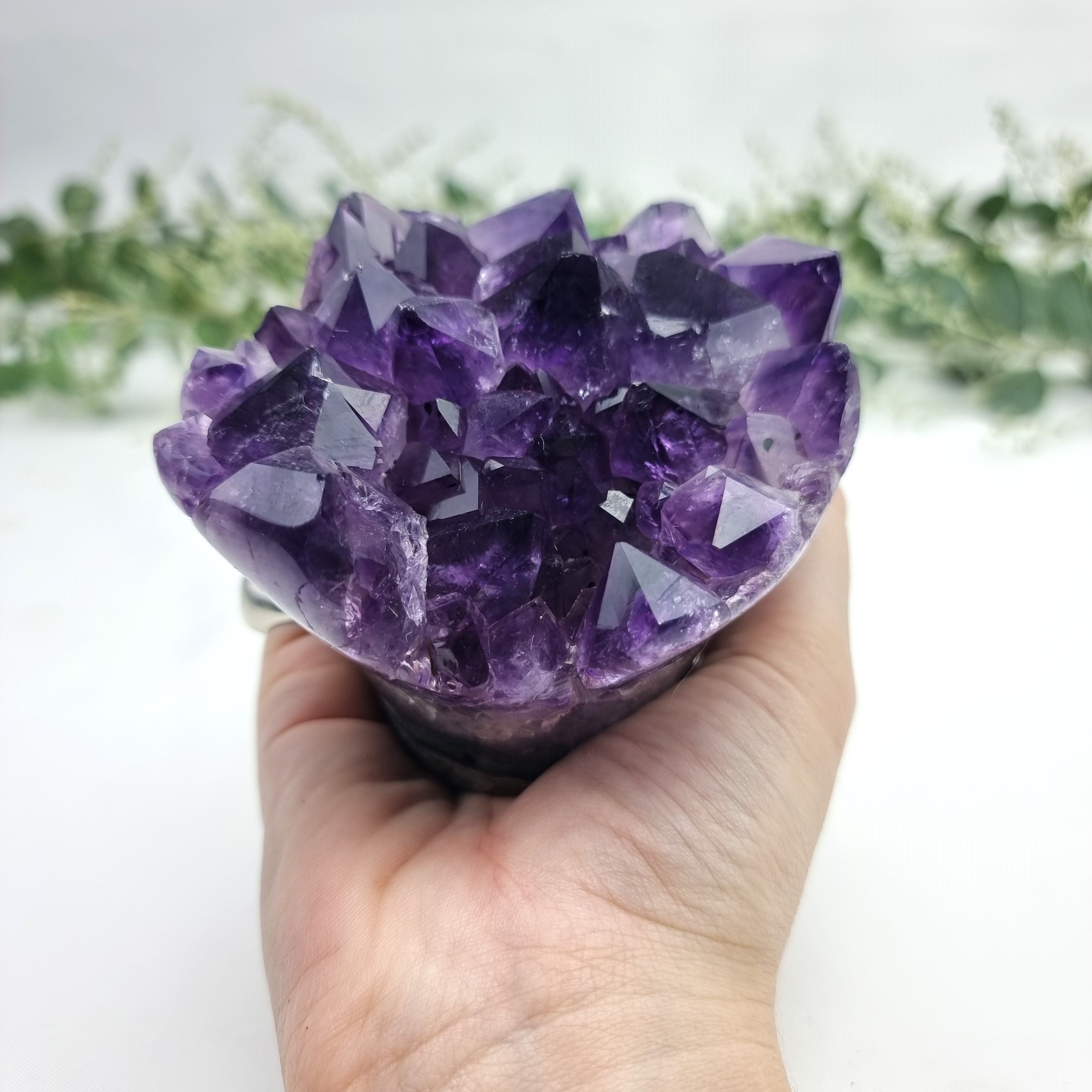 Amethyst Flower Purple Geode | Weight 3,30 lbs, Height: 4,7" | Energy, Beauty and Sophistication