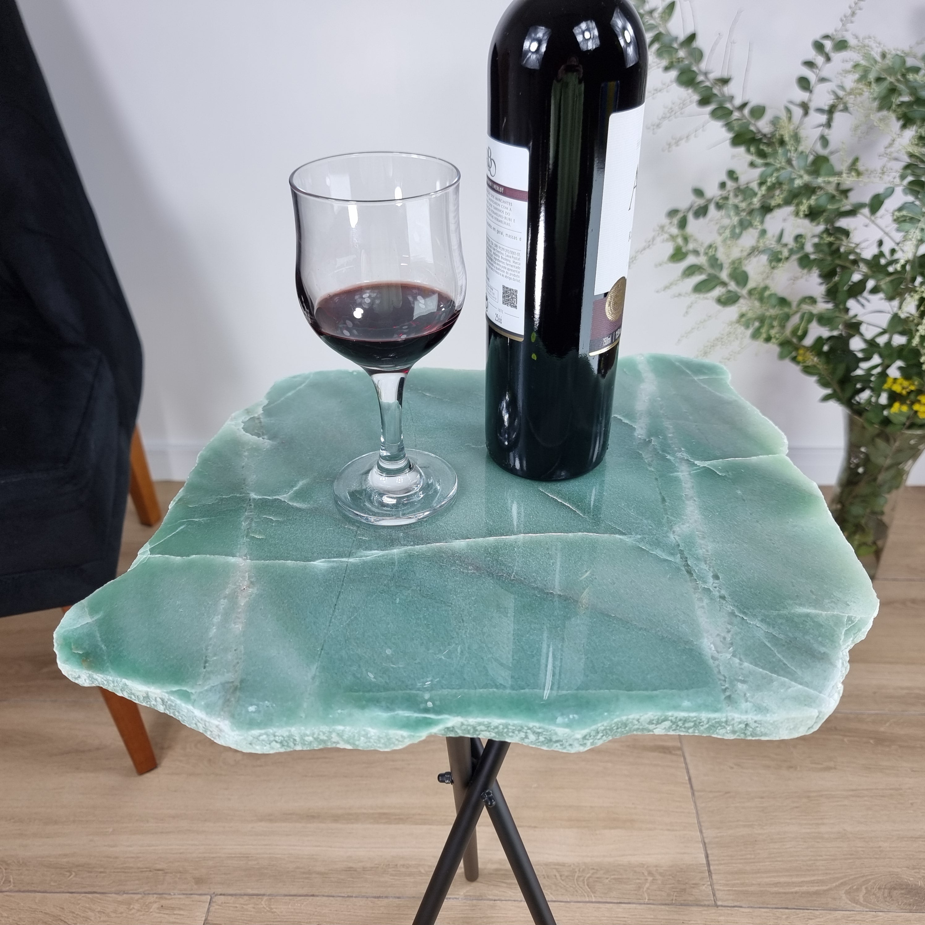 Mesa Auxiliar de CUARZO VERDE Natural | Base Trípode Negra | Altura de 60 cm - Pieza Artesanal BR Crystals