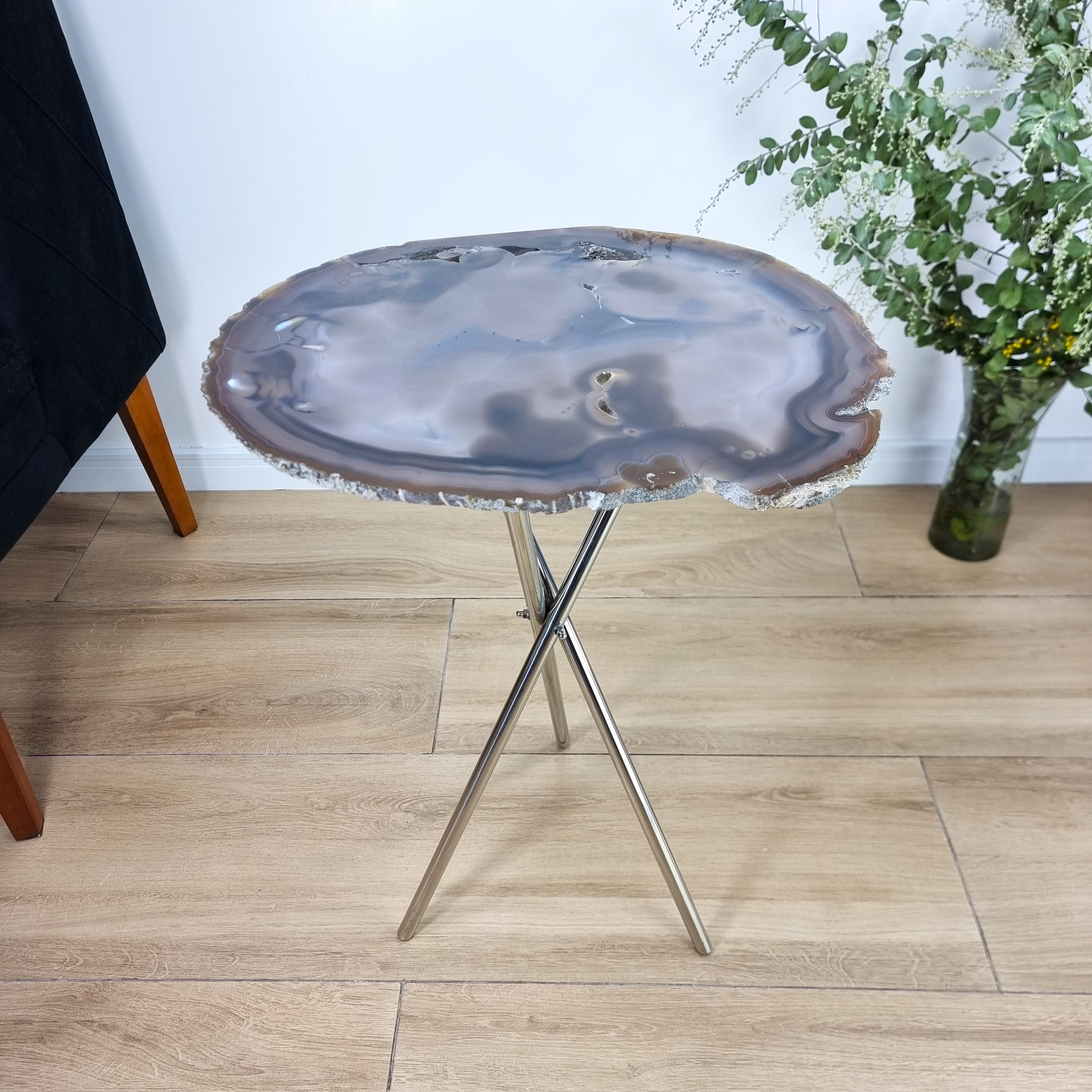 Natural Agate Side Table - Crystal End Table Silver legs 23 inches high, total weight 9.26 pounds