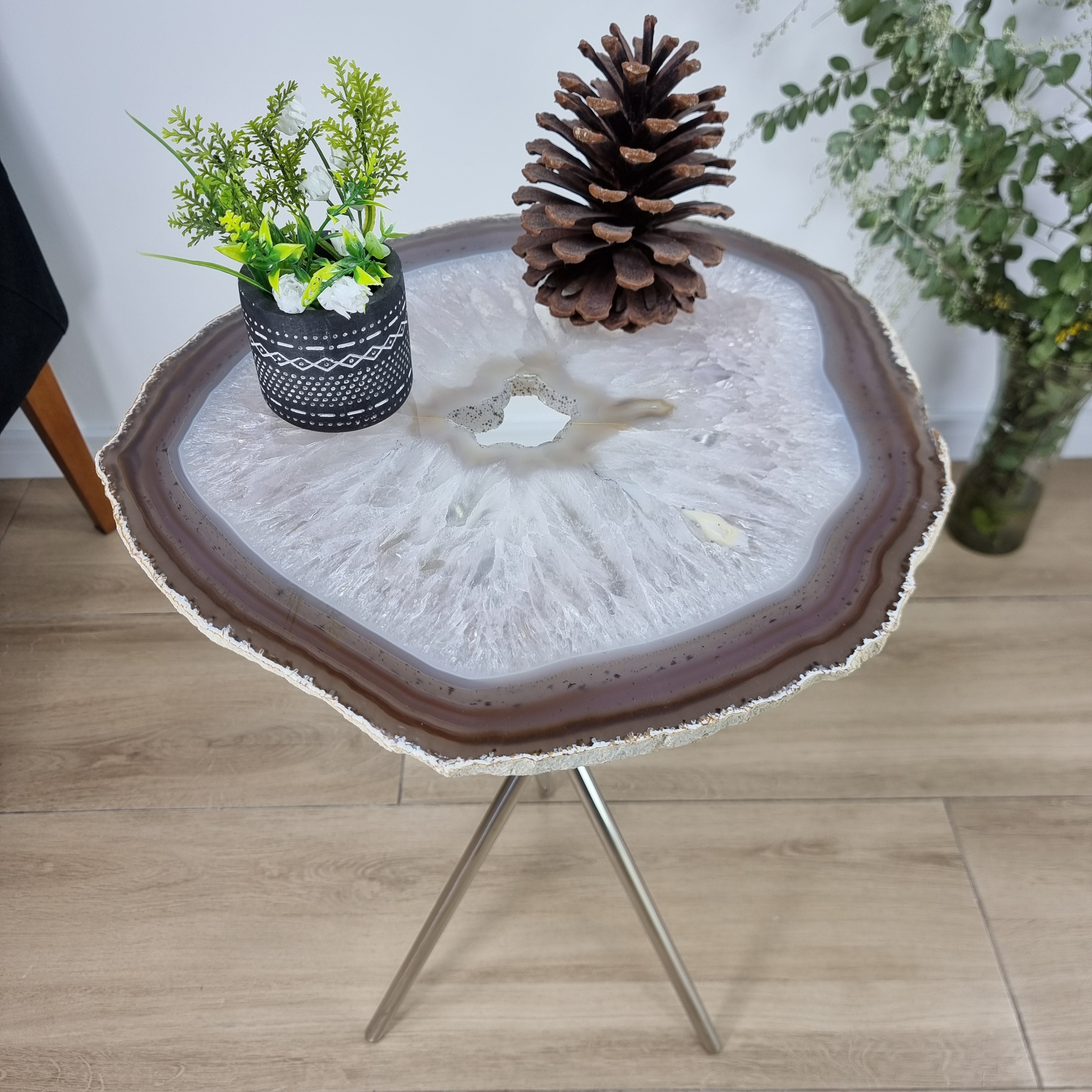 Natural Agate Side Table - Crystal End Table Silver legs 23 inches high, total weight 9.4 pounds