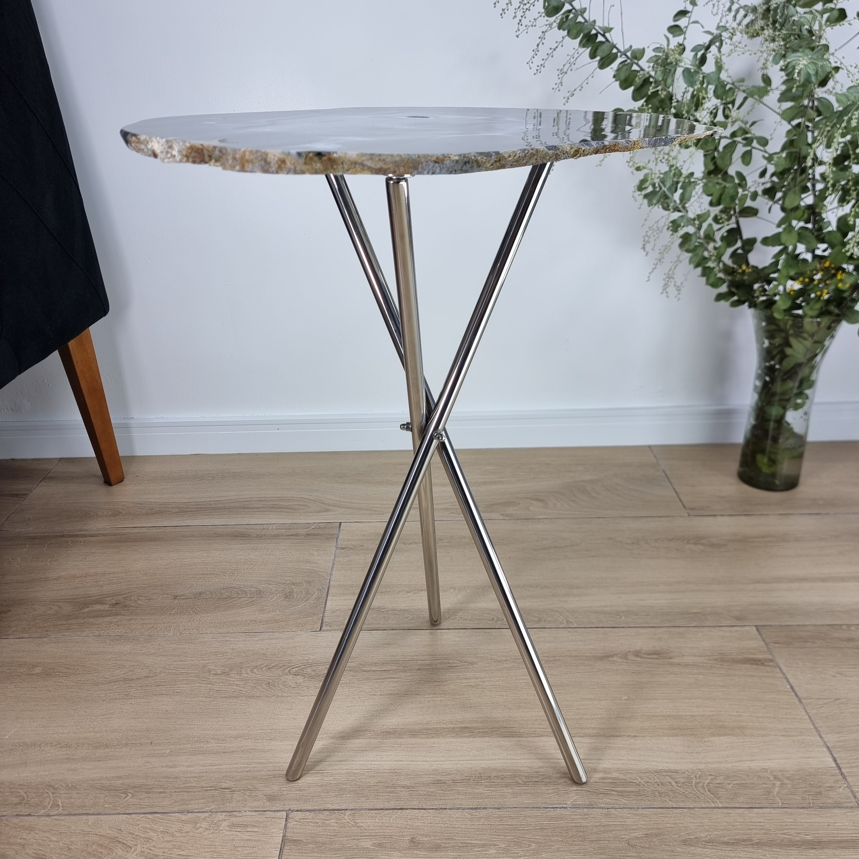 Natural Agate Side Table - Crystal End Table Silver legs 23 inches high, total weight 9.4 pounds