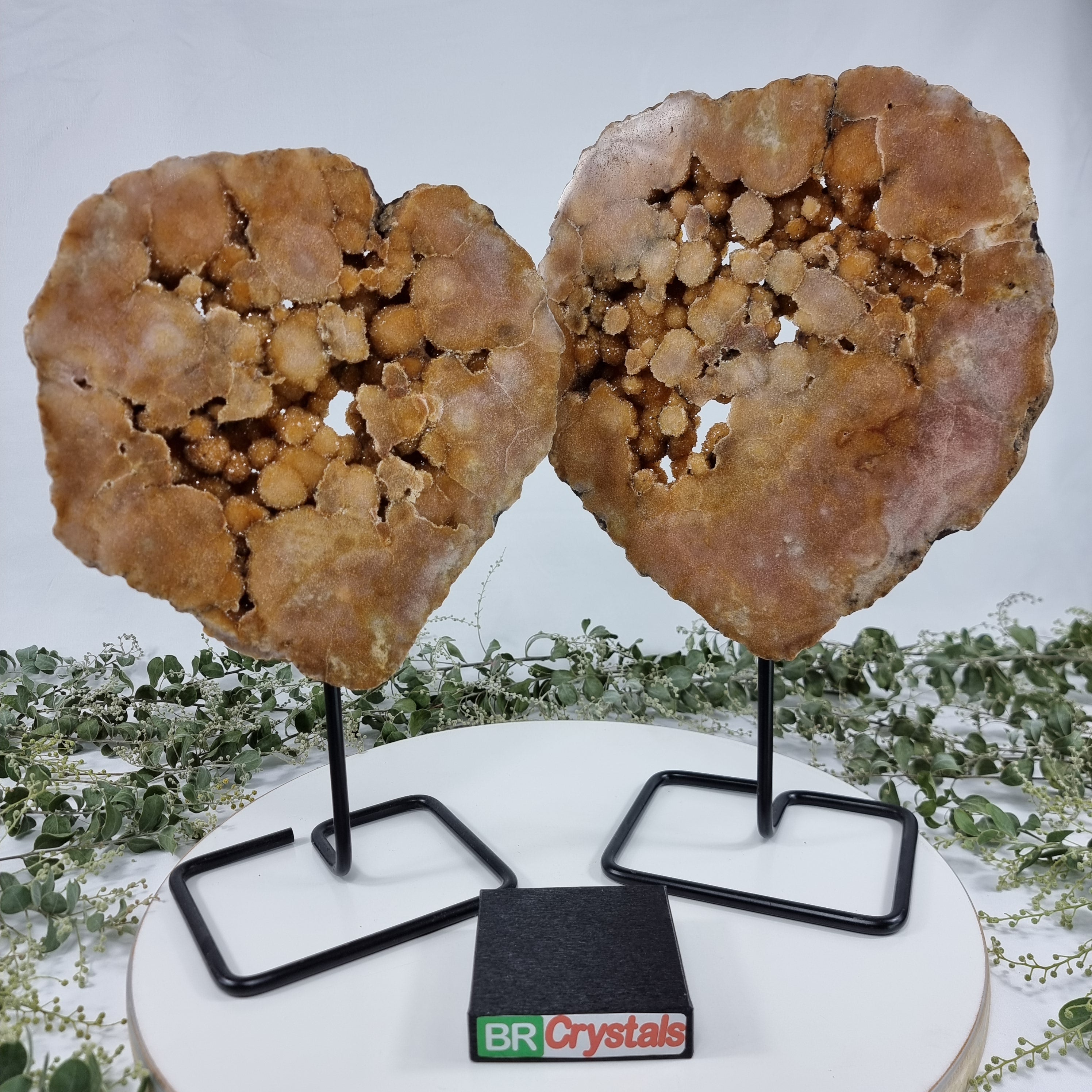Drusa de Amatista Rosa Especial | Kit 2 Piezas, Base de Hierro Negro | Peso 5,66 kgs, Altura 37 cm | Energía, Belleza y Sofisticación