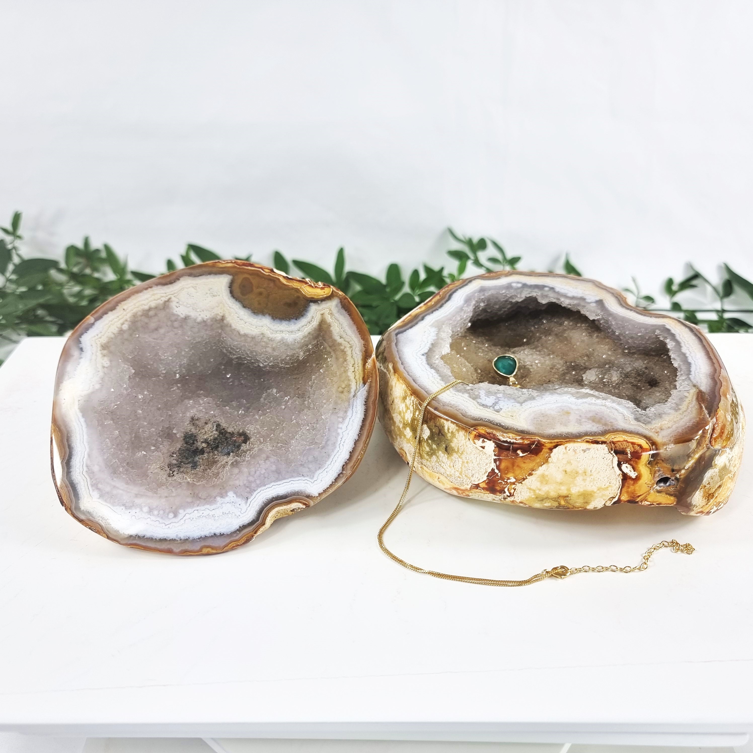 Agate Geode "Jewelry Box", Best Quality, 5.70 lbs & 4.33" Tall #by Brcrystals
