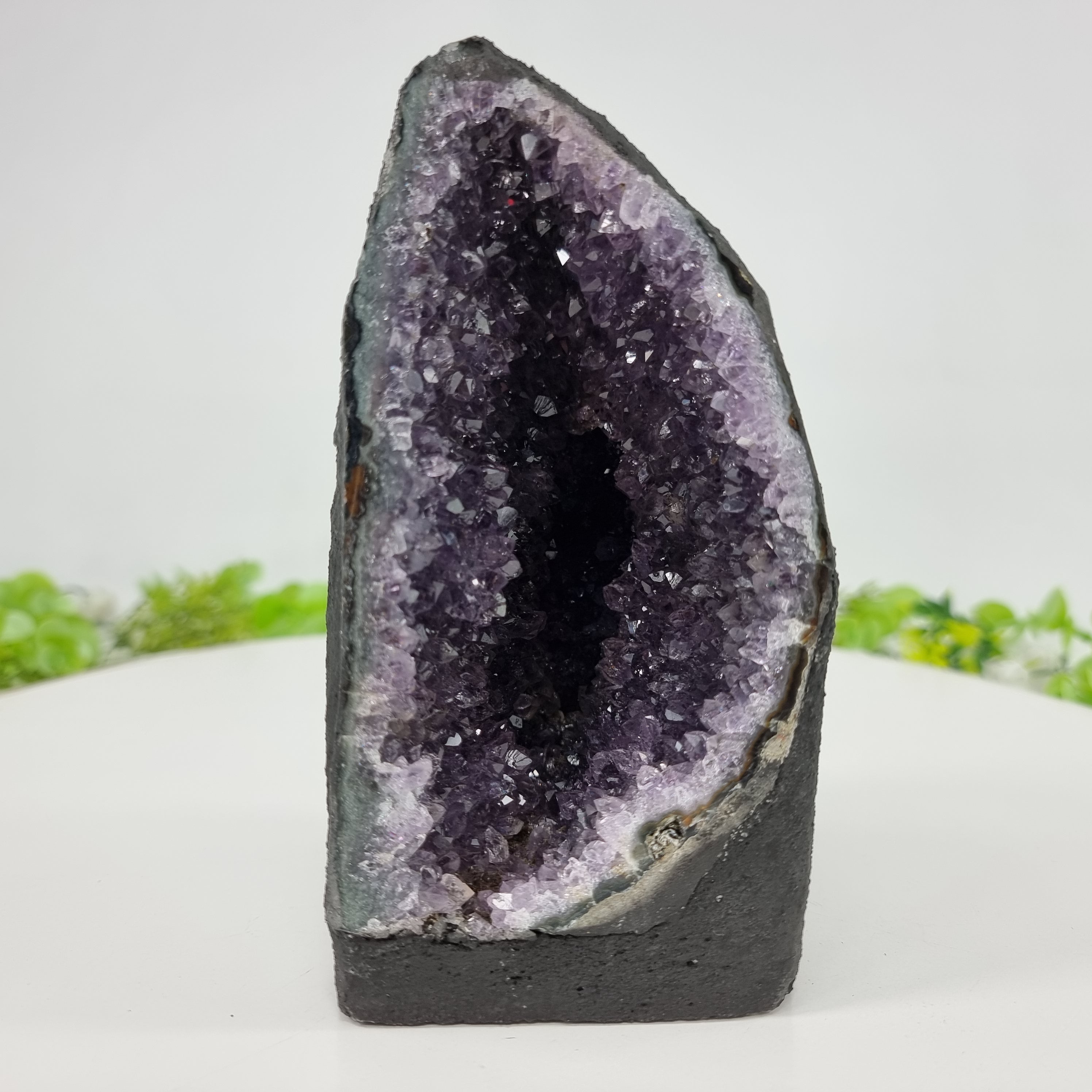 Amethyst Cathedrals - Natural Amethyst Geode - Purple Crystal Cathedral - 1,5 a 2 lbs