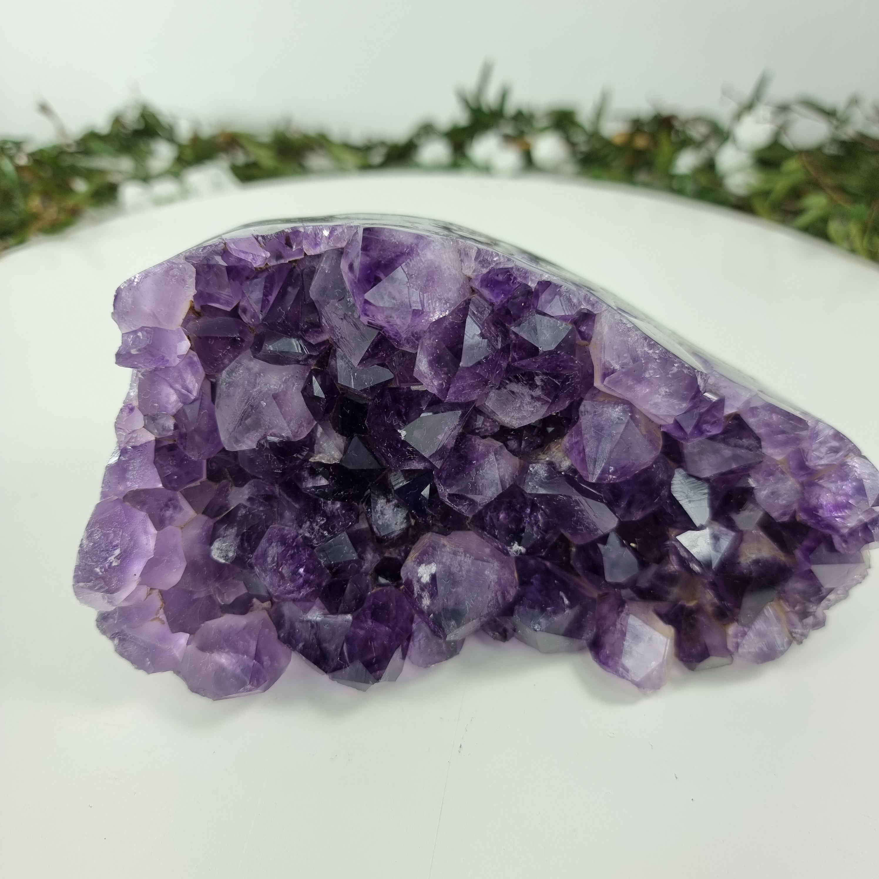 Druzy Amethyst with Violet Crystals weighing 1.136 Kgs, Energy, Beauty, and Sophistication