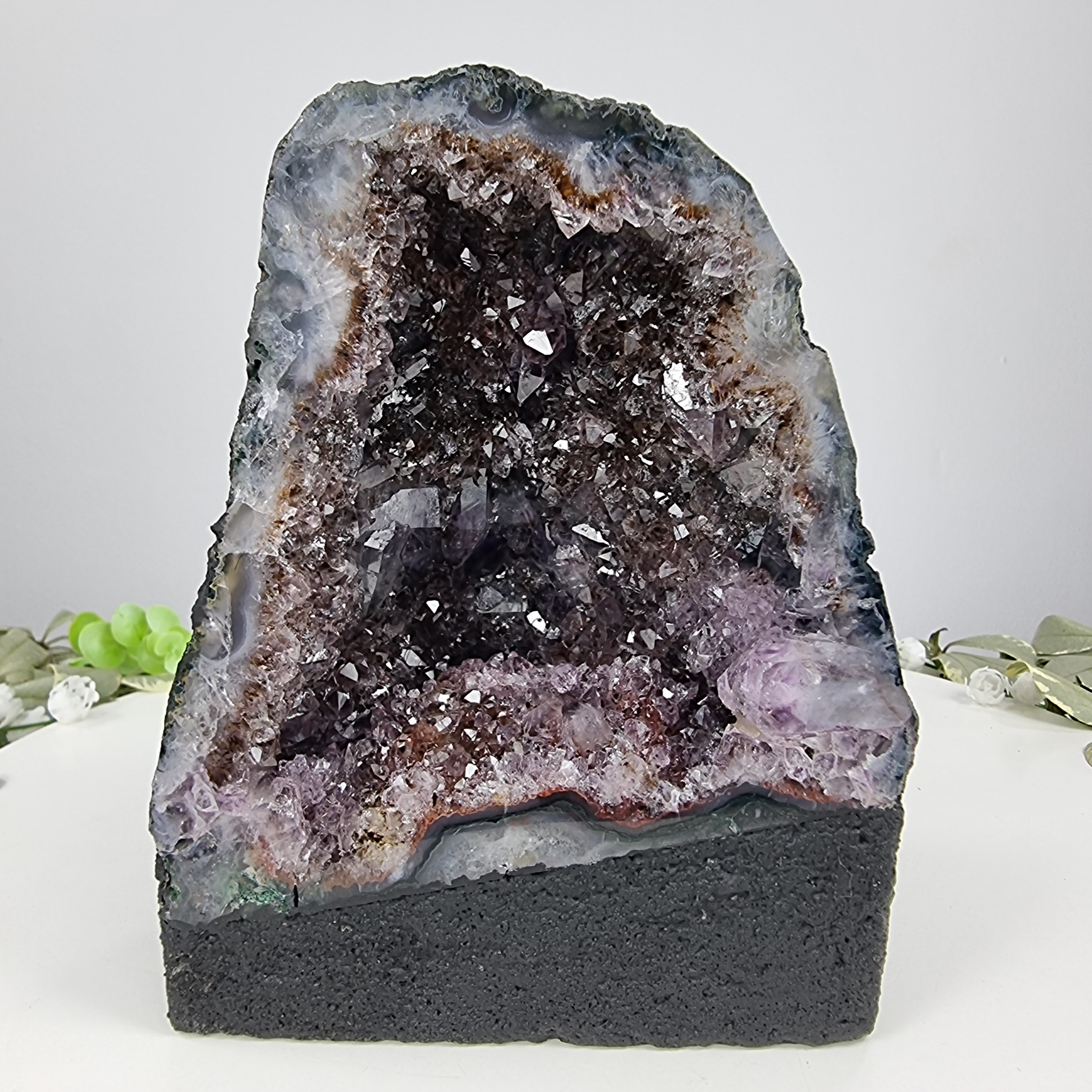 Rough Druzy Amethyst Chapel - Amethyst Geode 2.80 Kgs, Energy, Beauty and Sophistication