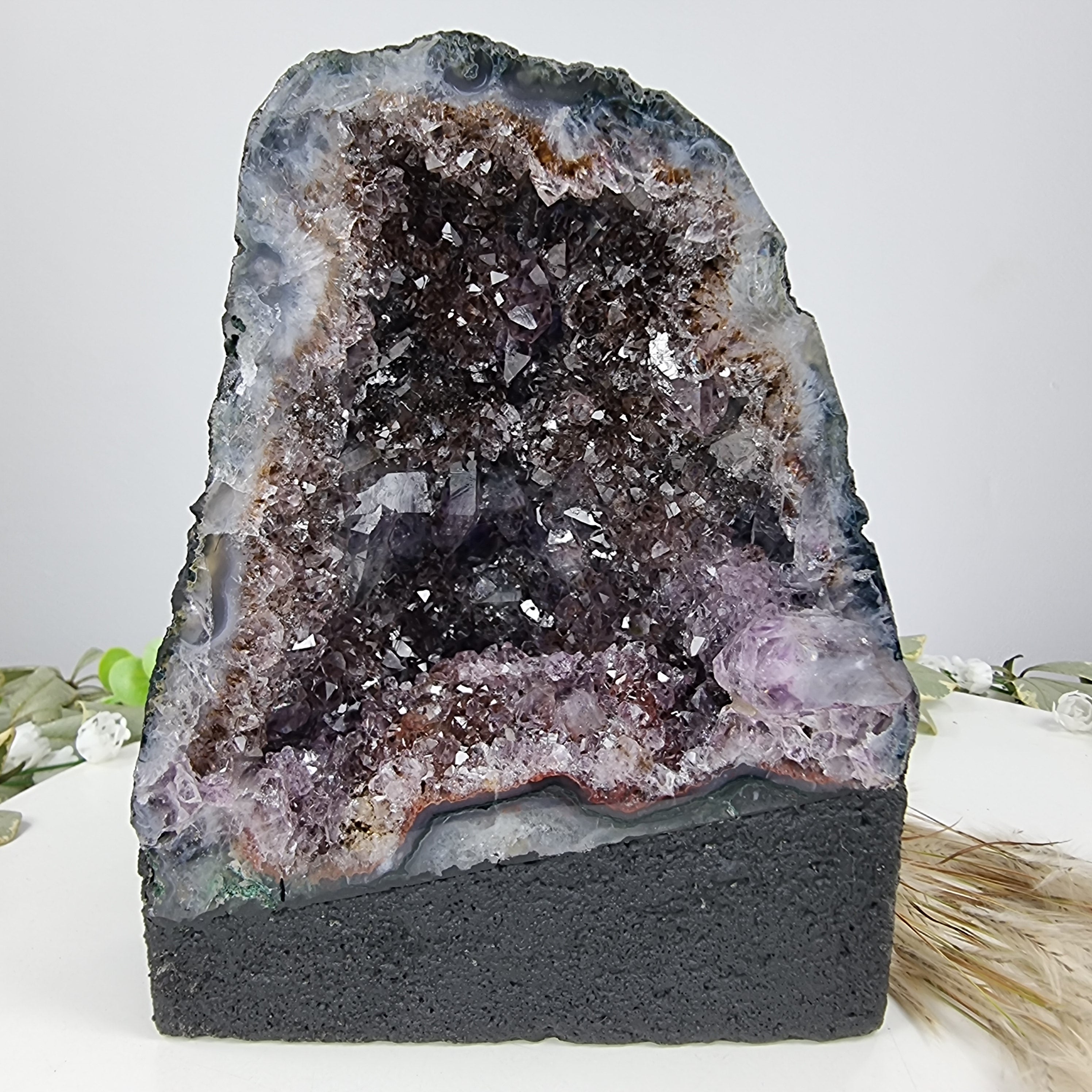 Rough Druzy Amethyst Chapel - Amethyst Geode 2.80 Kgs, Energy, Beauty and Sophistication