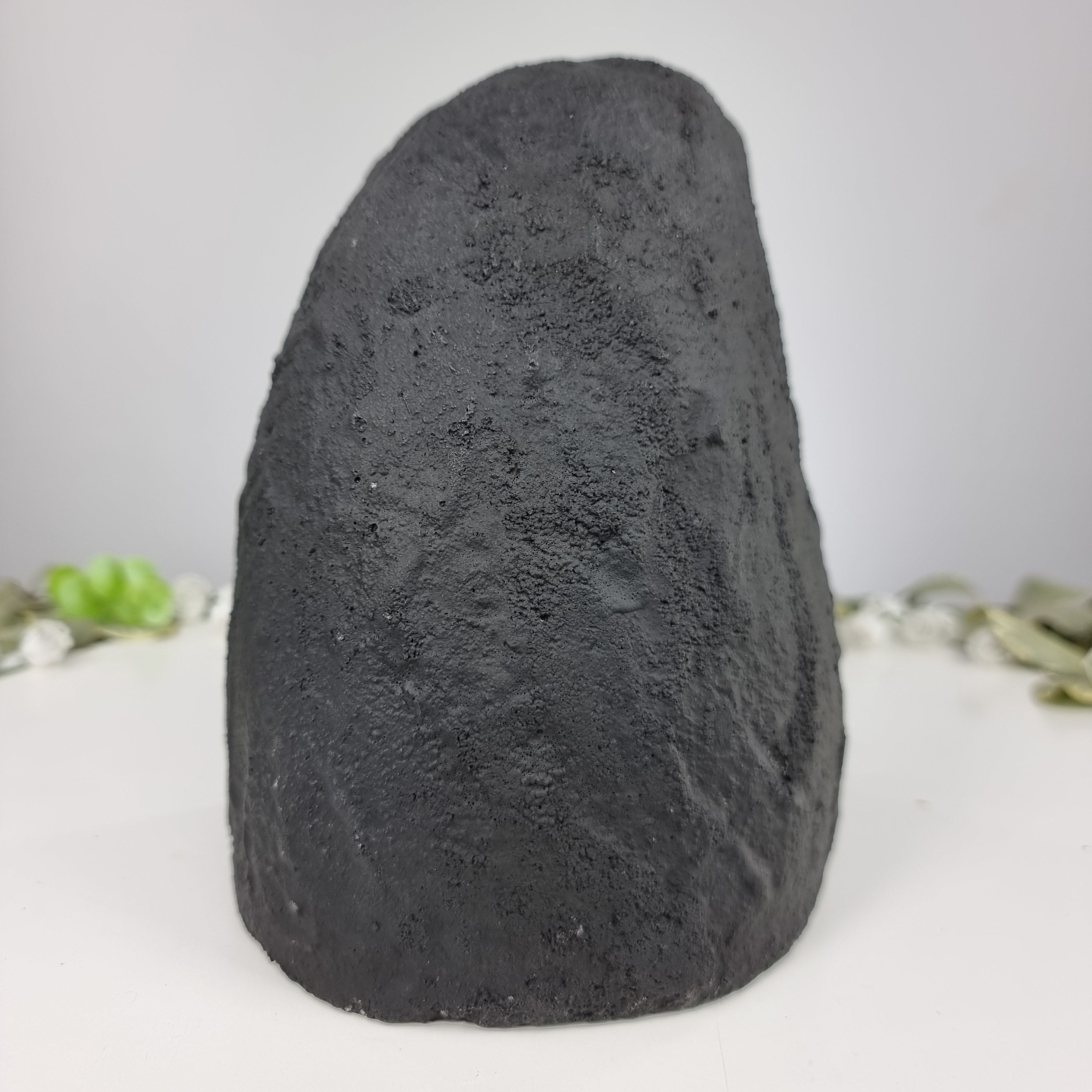 Capilla de Amatista Bruta Drusa - Geoda de Amatista 3,20 Kgs, Energía, Belleza y Sofisticación