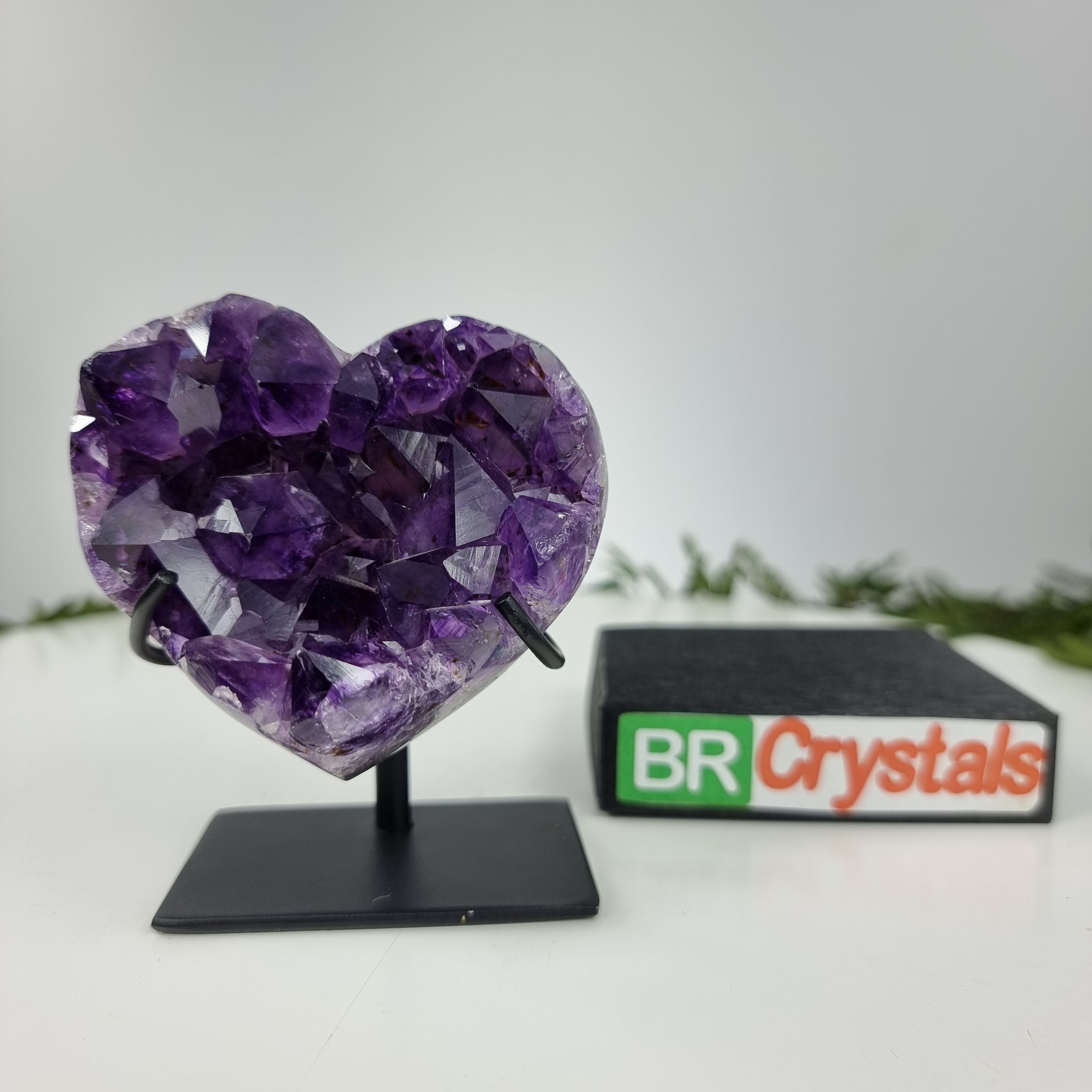 Corazón de Amatista Especial | Peso 0,45 Kgs, Altura 11 cm | Energía, Belleza y Sofisticación