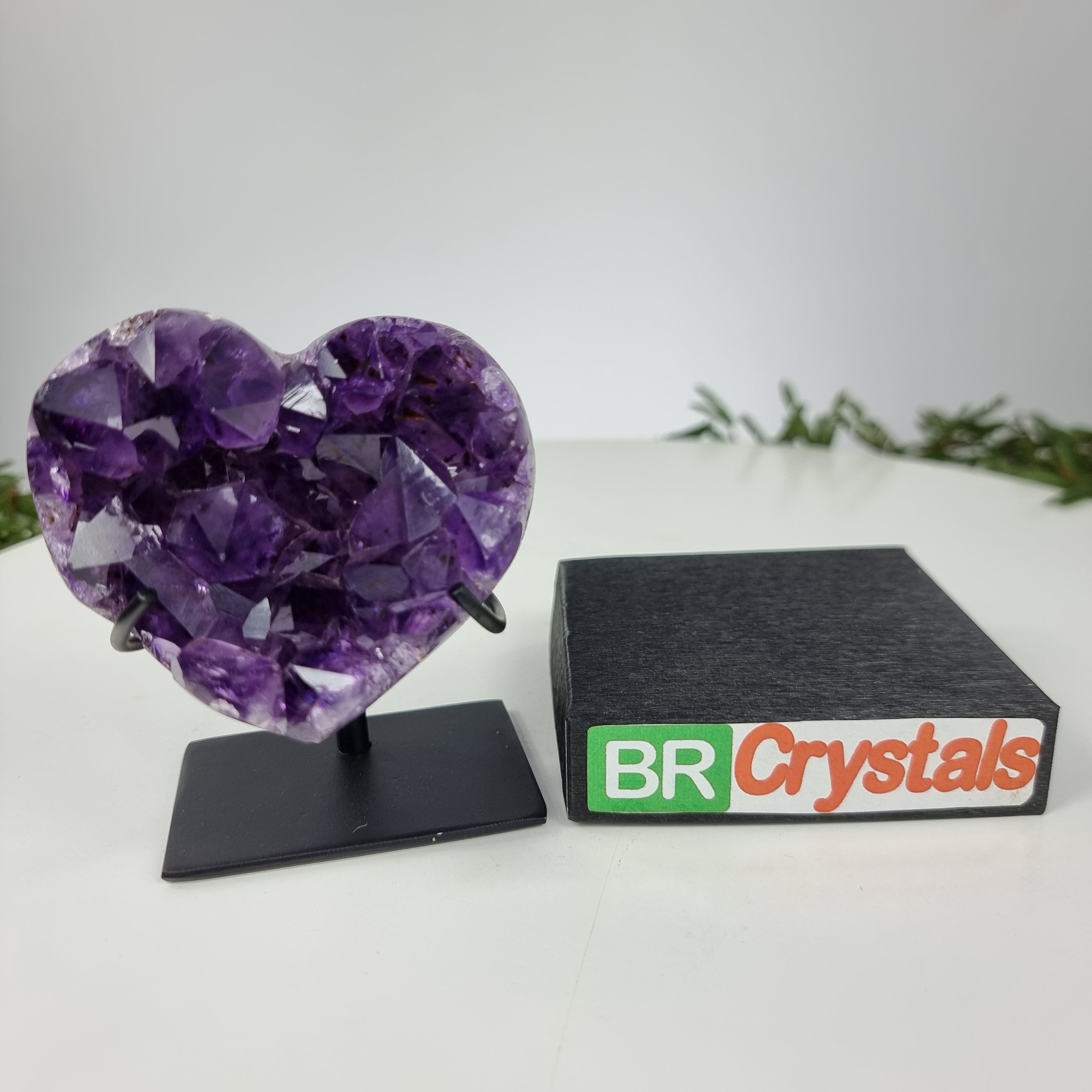 Corazón de Amatista Especial | Peso 0,45 Kgs, Altura 11 cm | Energía, Belleza y Sofisticación