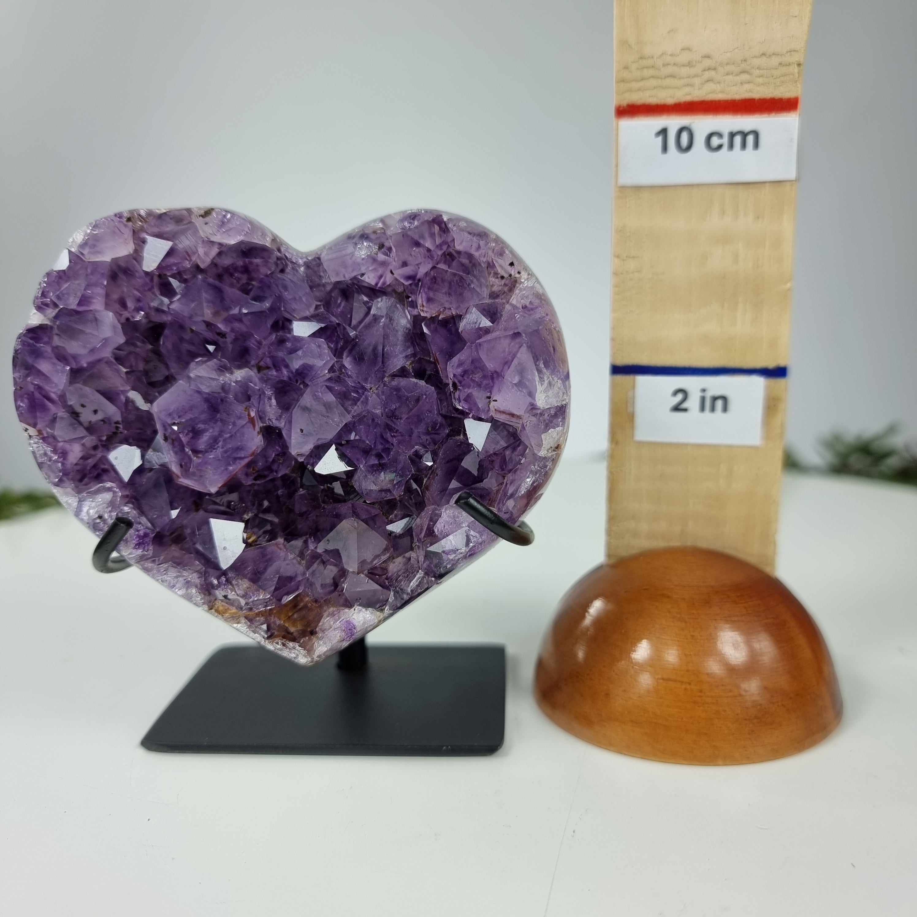 Corazón de Amatista Especial | Peso 0,550 Kgs, Altura 11 cm | Energía, Belleza y Sofisticación