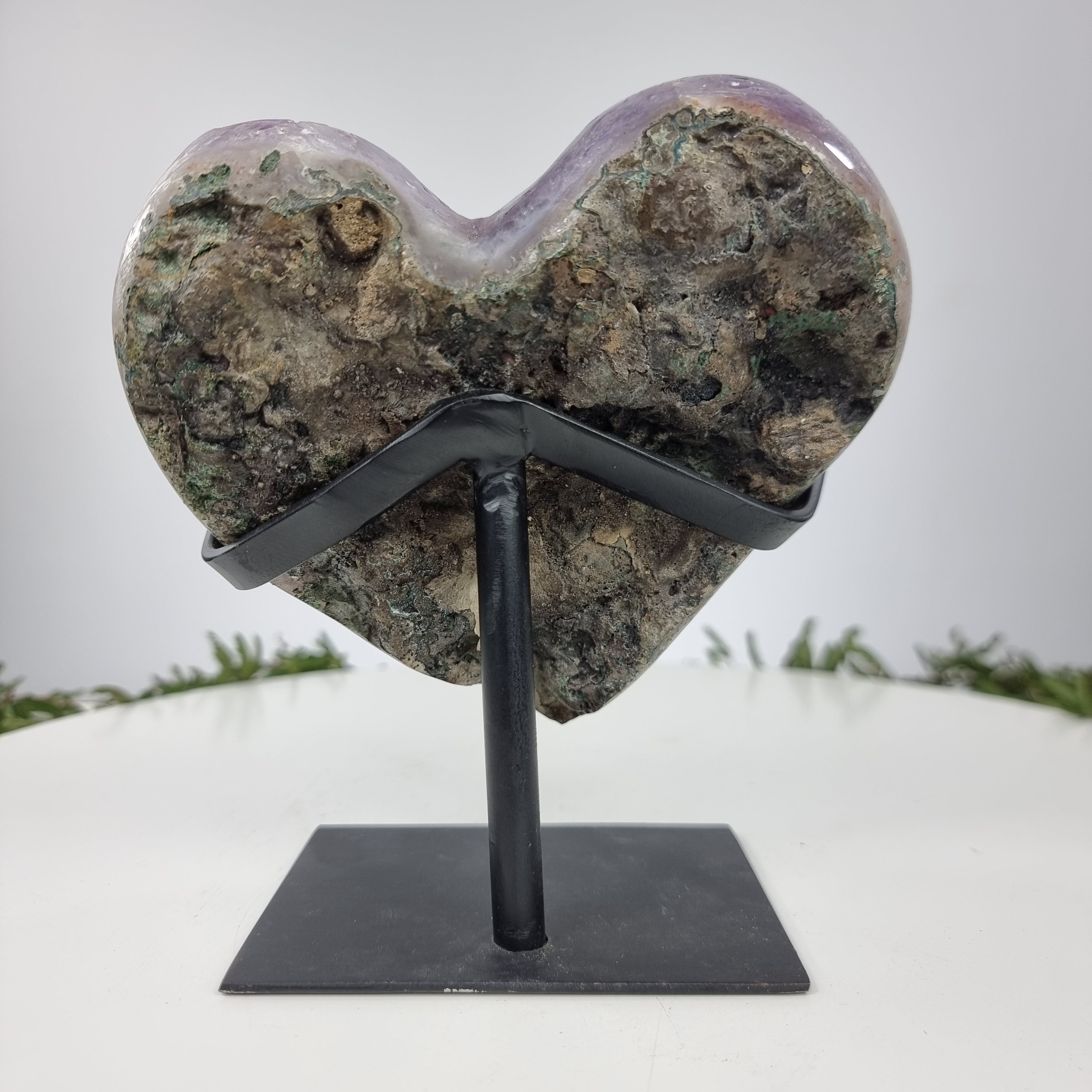 Corazón de Amatista Especial | Peso 1,30 Kg, Altura 19 cm | Energía, Belleza y Sofisticación