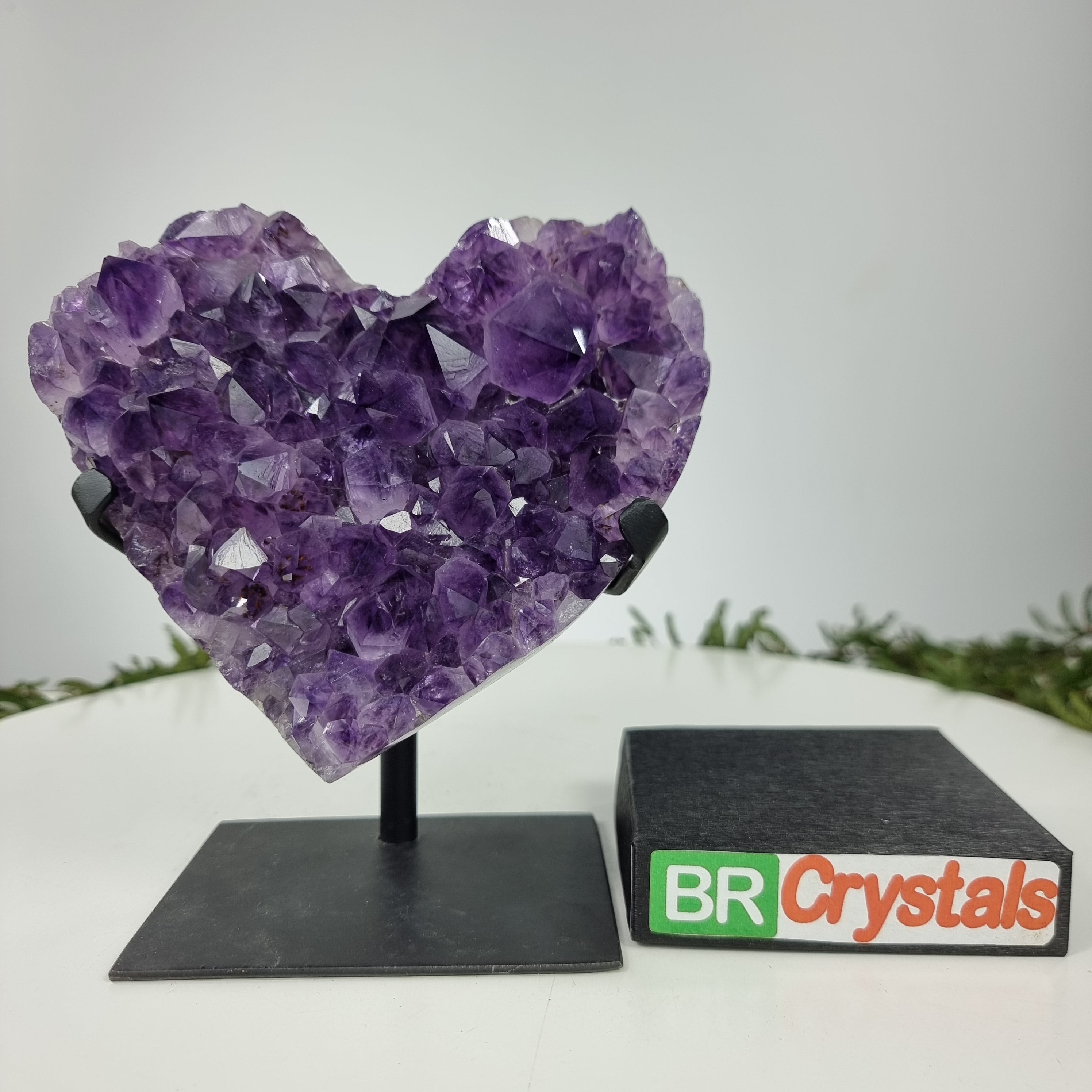 Corazón de Amatista Especial | Peso 1,30 Kg, Altura 19 cm | Energía, Belleza y Sofisticación