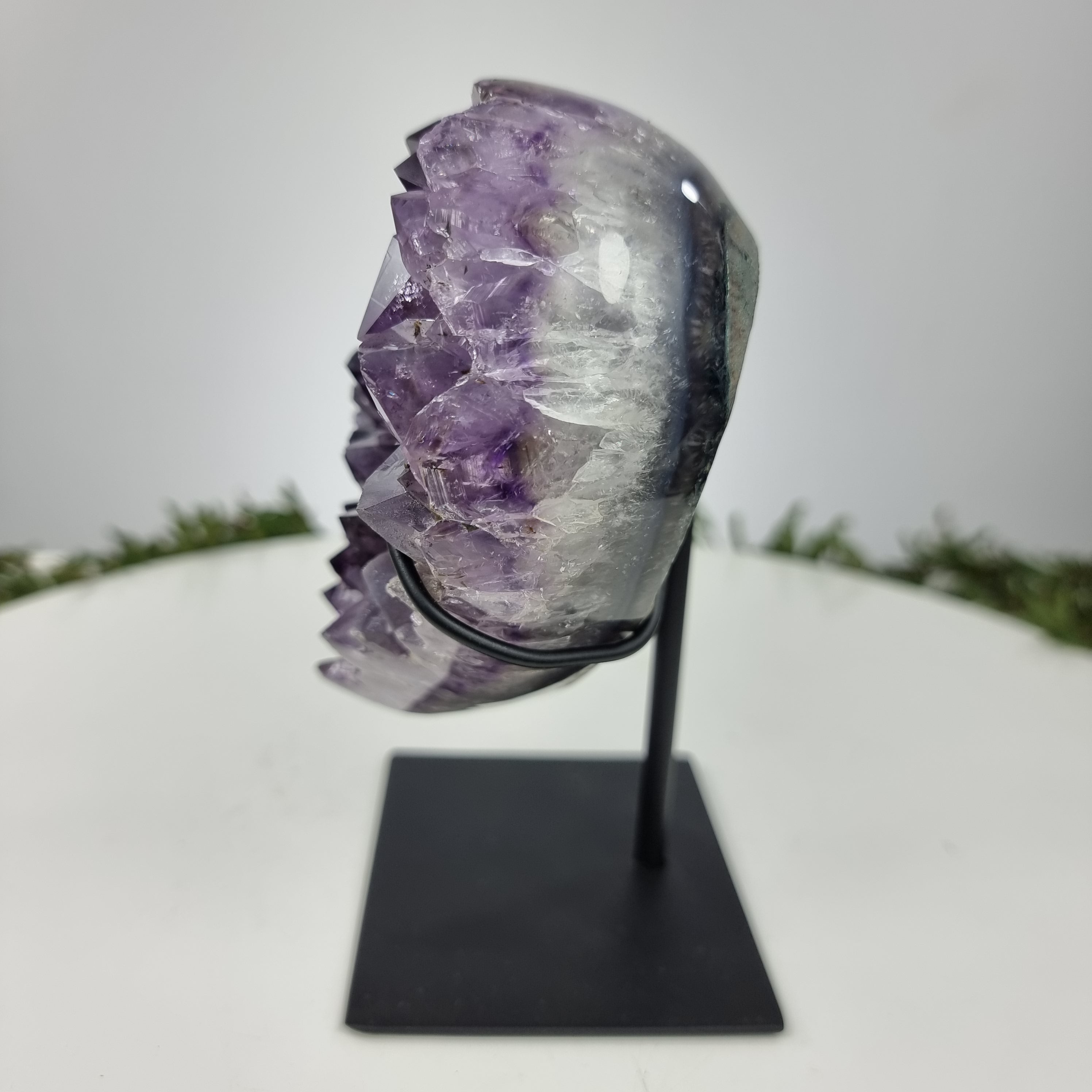Corazón de Amatista Especial | Peso 1,55 Kgs, Altura 14 cm | Energía, Belleza y Sofisticación
