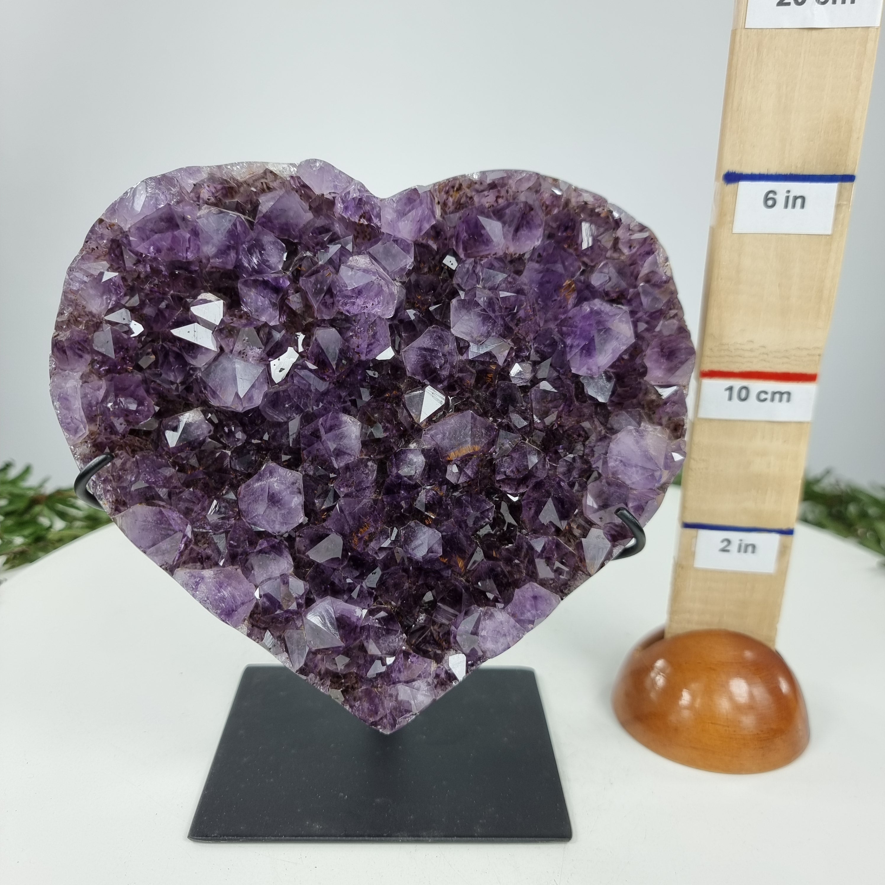 Corazón de Amatista Especial | Peso 1,70 Kgs, Altura 19 cm | Energía, Belleza y Sofisticación