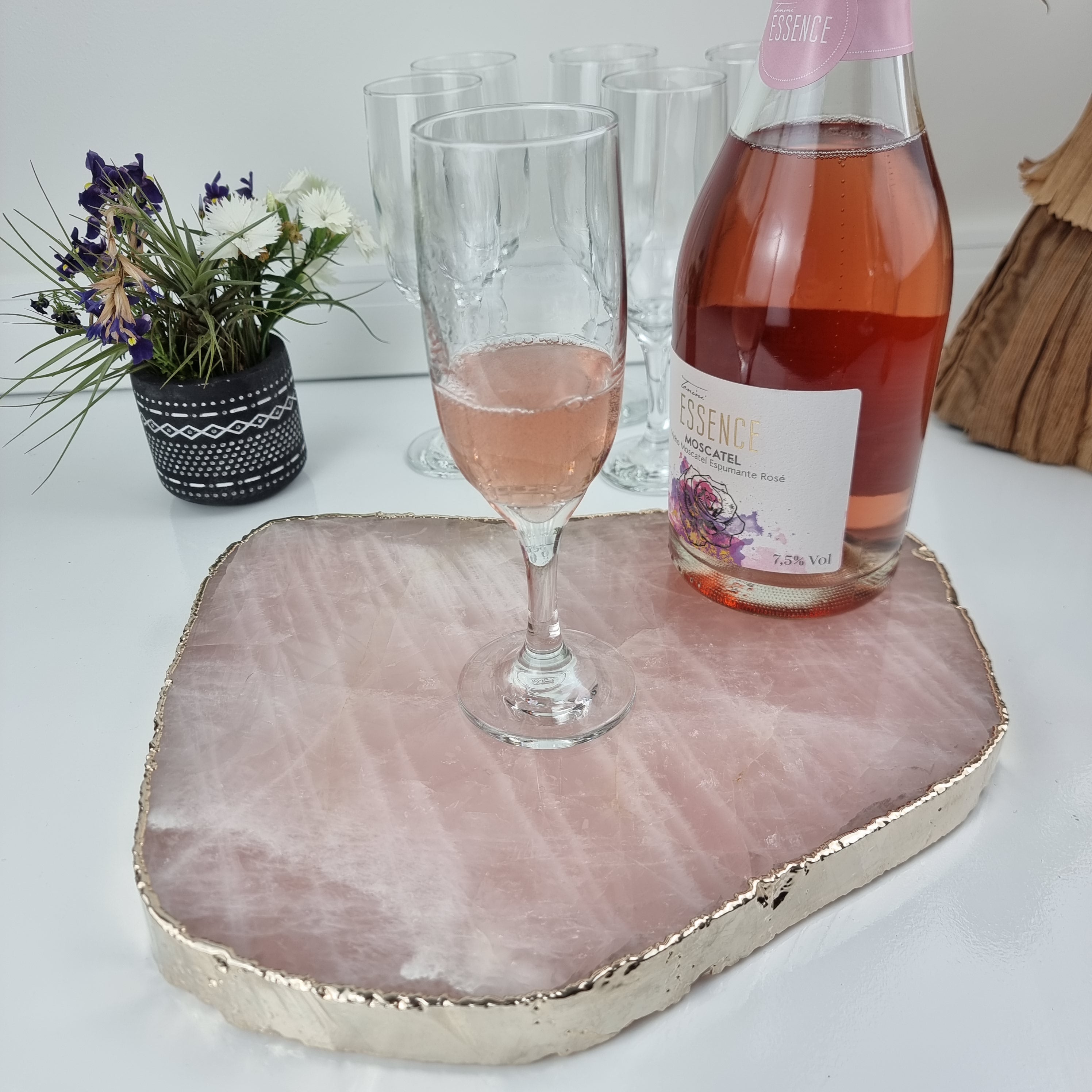 Quartz Trays with NATURAL EDGES size 30 to 35 cm and weighing 3 kg
