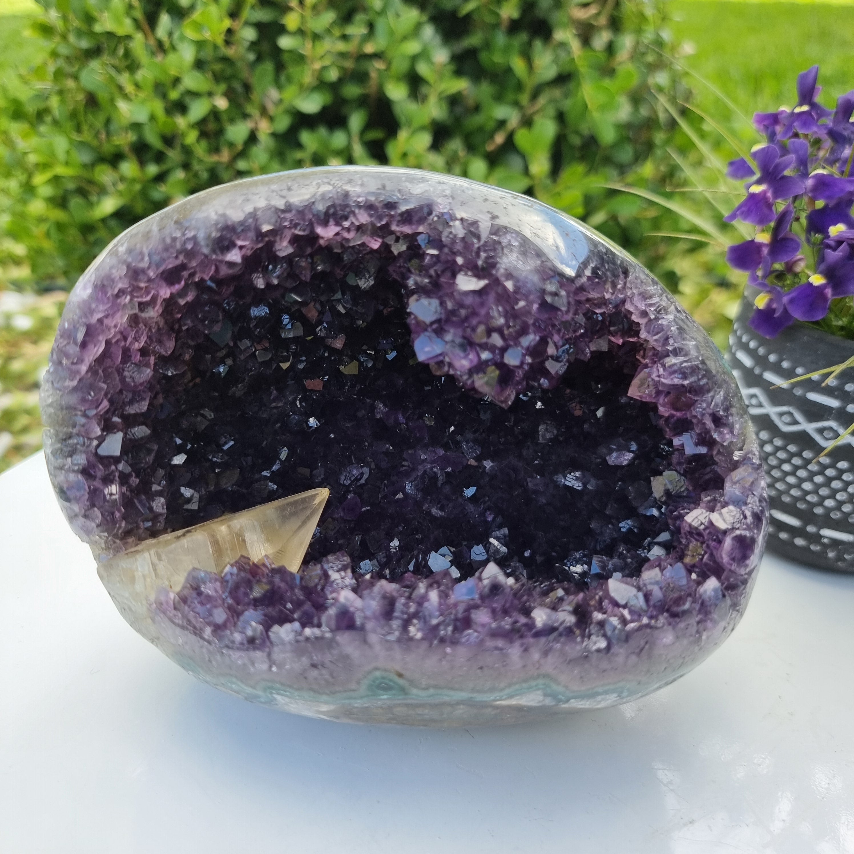 Amatista Morada Súper Especial | Peso 1,56 Kgs, Altura 12 cm | Energía, Belleza y Sofisticación
