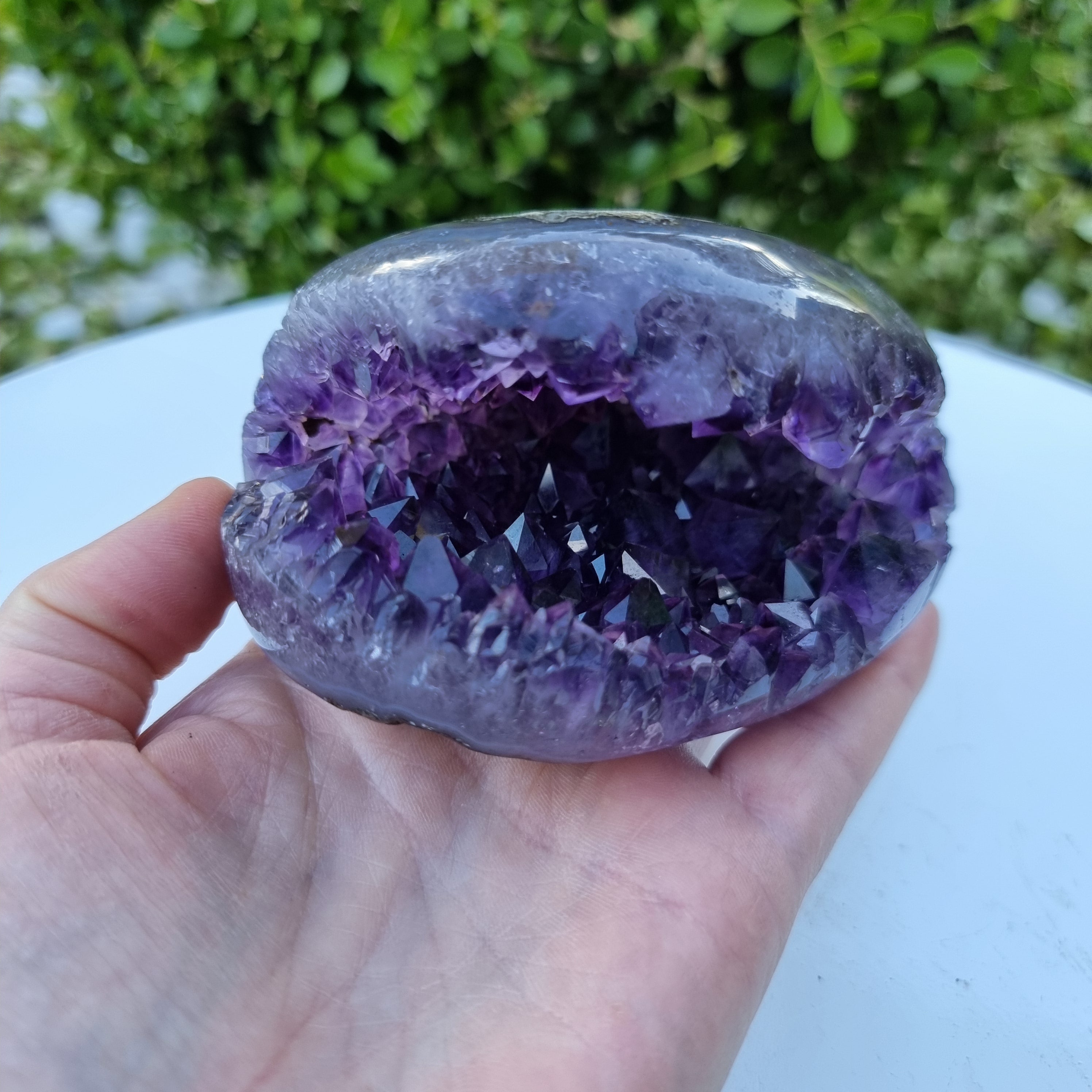 Special Amethyst Geode | Weight 0.95 Kgs, Width 11 cm | Energy, Beauty, and Sophistication