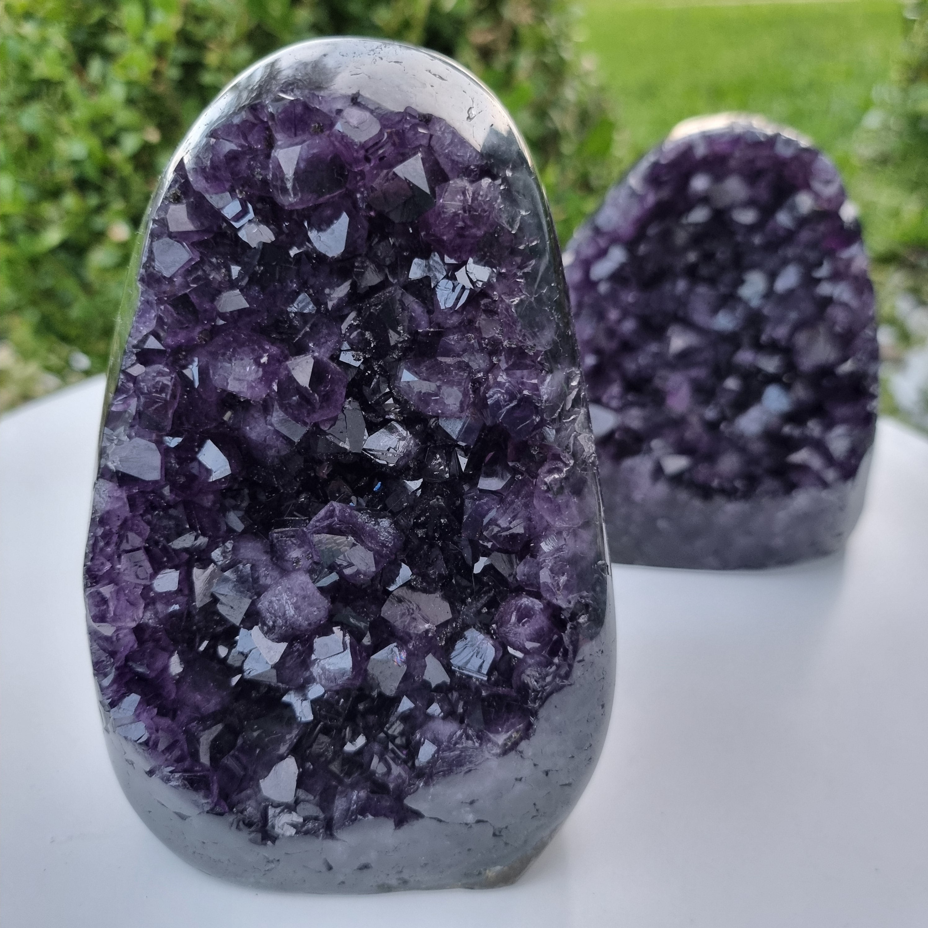 Amatista Morada Súper Especial | Peso 1,85 Kgs, Altura 15 cm | Energía, Belleza y Sofisticación