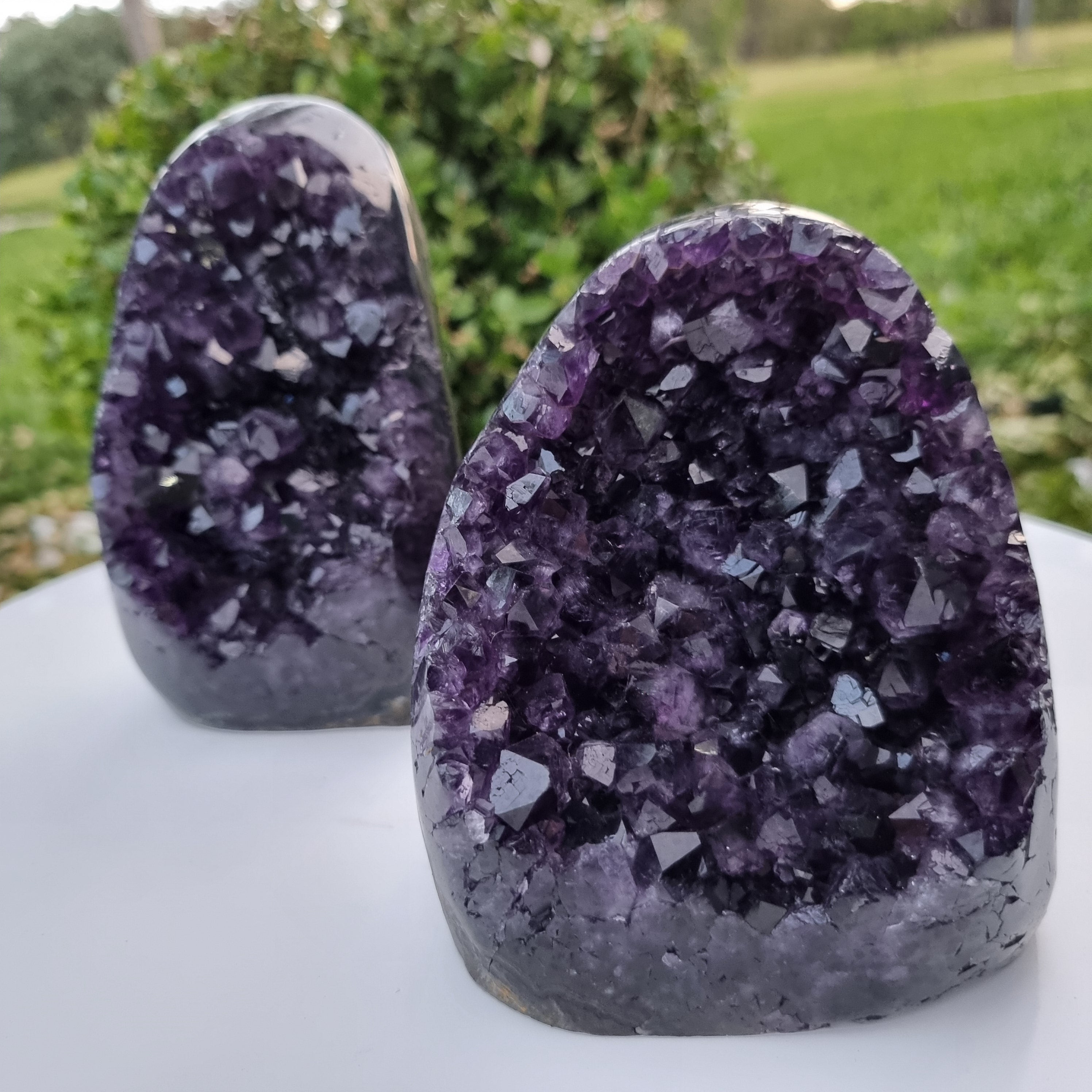 Amatista Morada Súper Especial | Peso 1,85 Kgs, Altura 15 cm | Energía, Belleza y Sofisticación