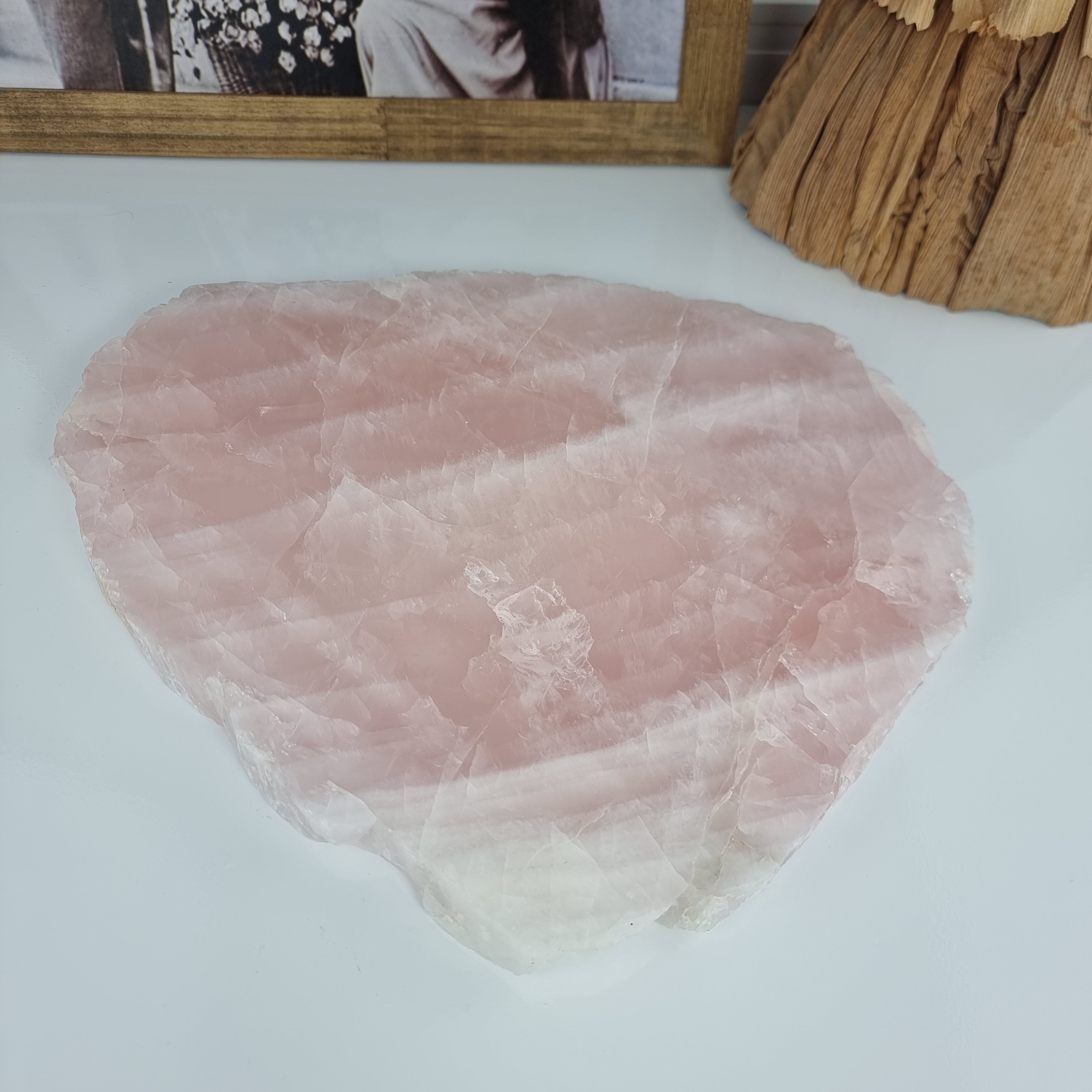 Bandejas de Cuarzo con BORDES NATURALES tamaño 30 a 35 cm y peso 3 kg