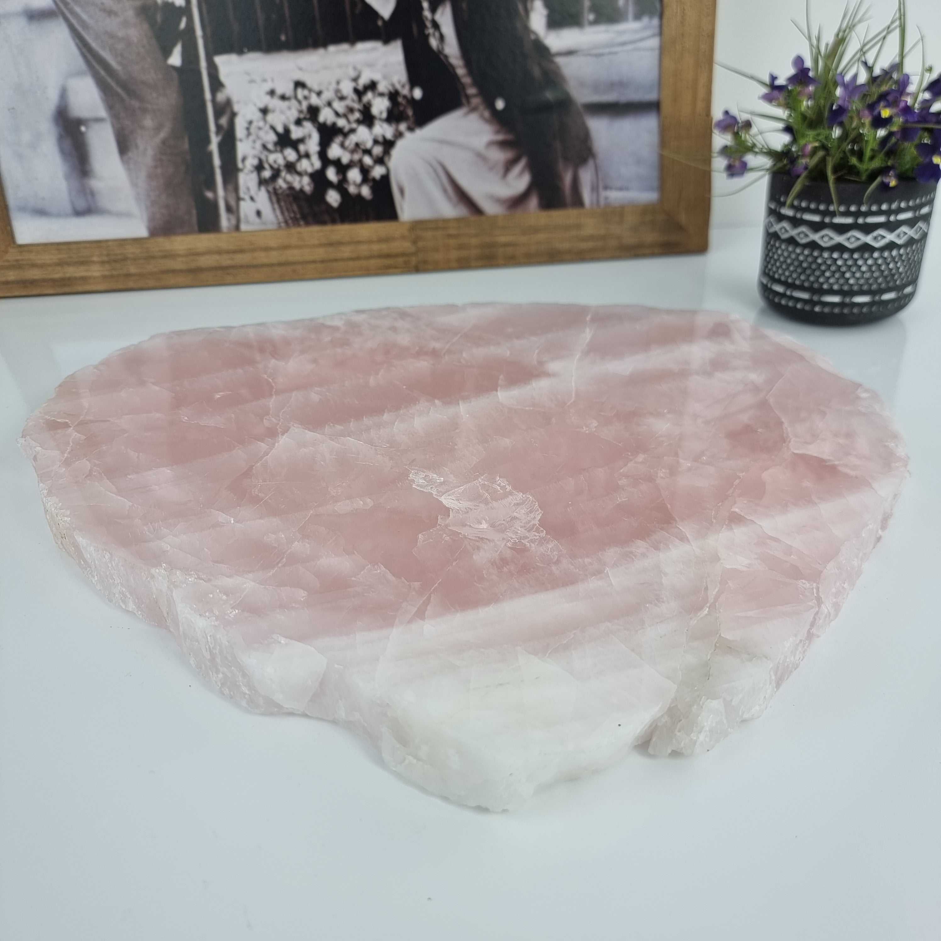 Bandejas de Cuarzo con BORDES NATURALES tamaño 30 a 35 cm y peso 3 kg
