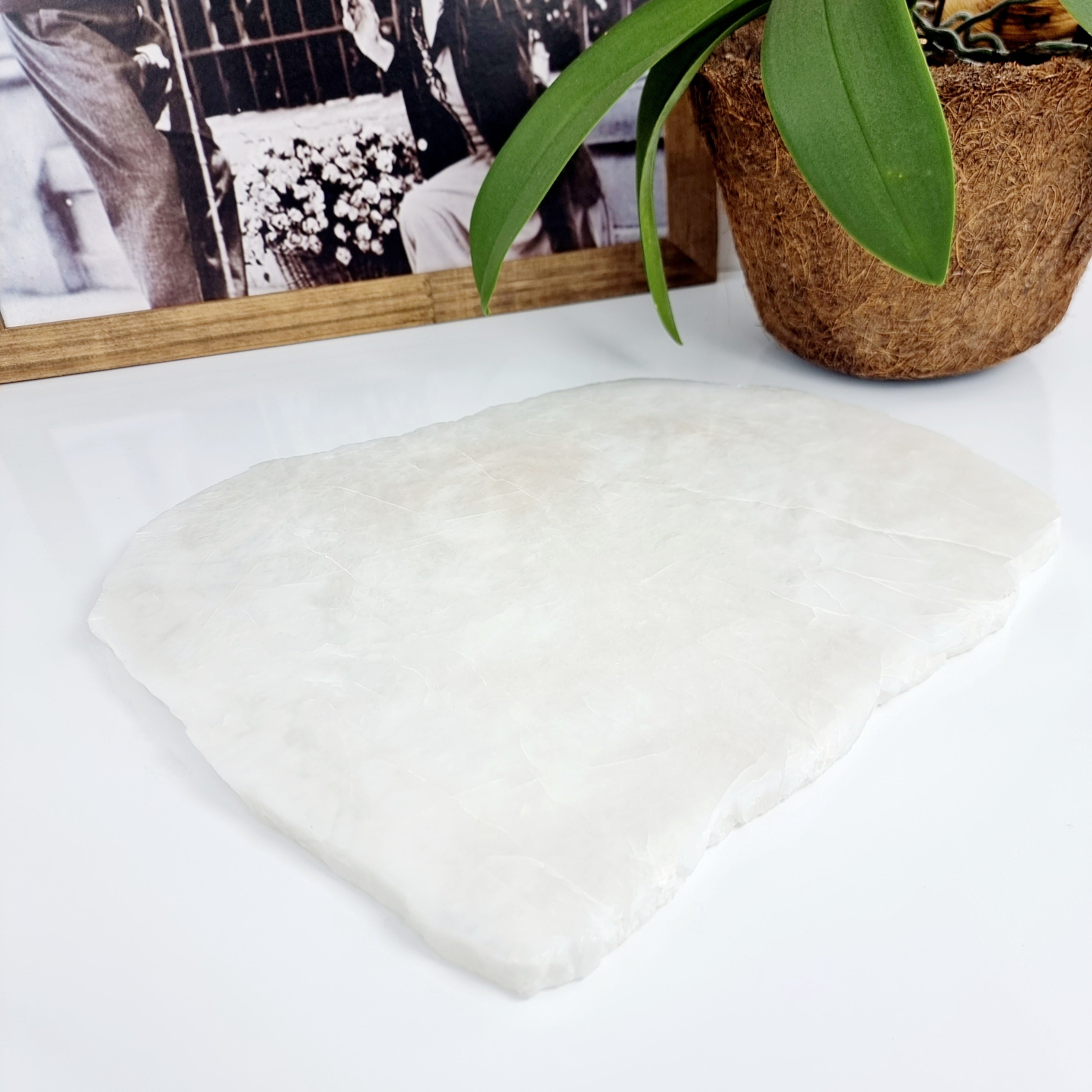Bandejas de Cuarzo con BORDES NATURALES tamaño 30 a 35 cm y peso 3 kg