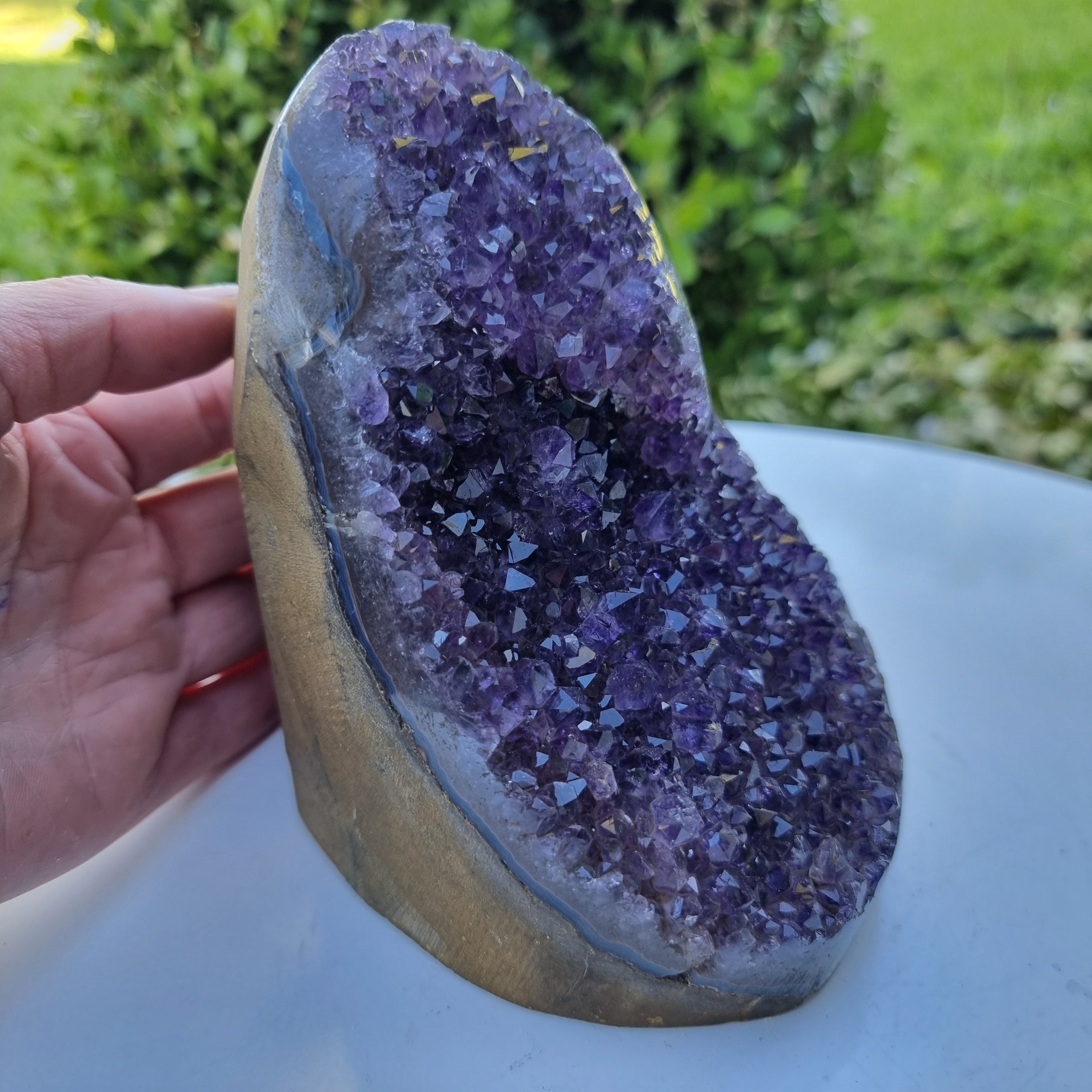 Drusa de Amatista Especial | Peso 1,80 Kgs, Altura 13 cm | Energía, Belleza y Sofisticación
