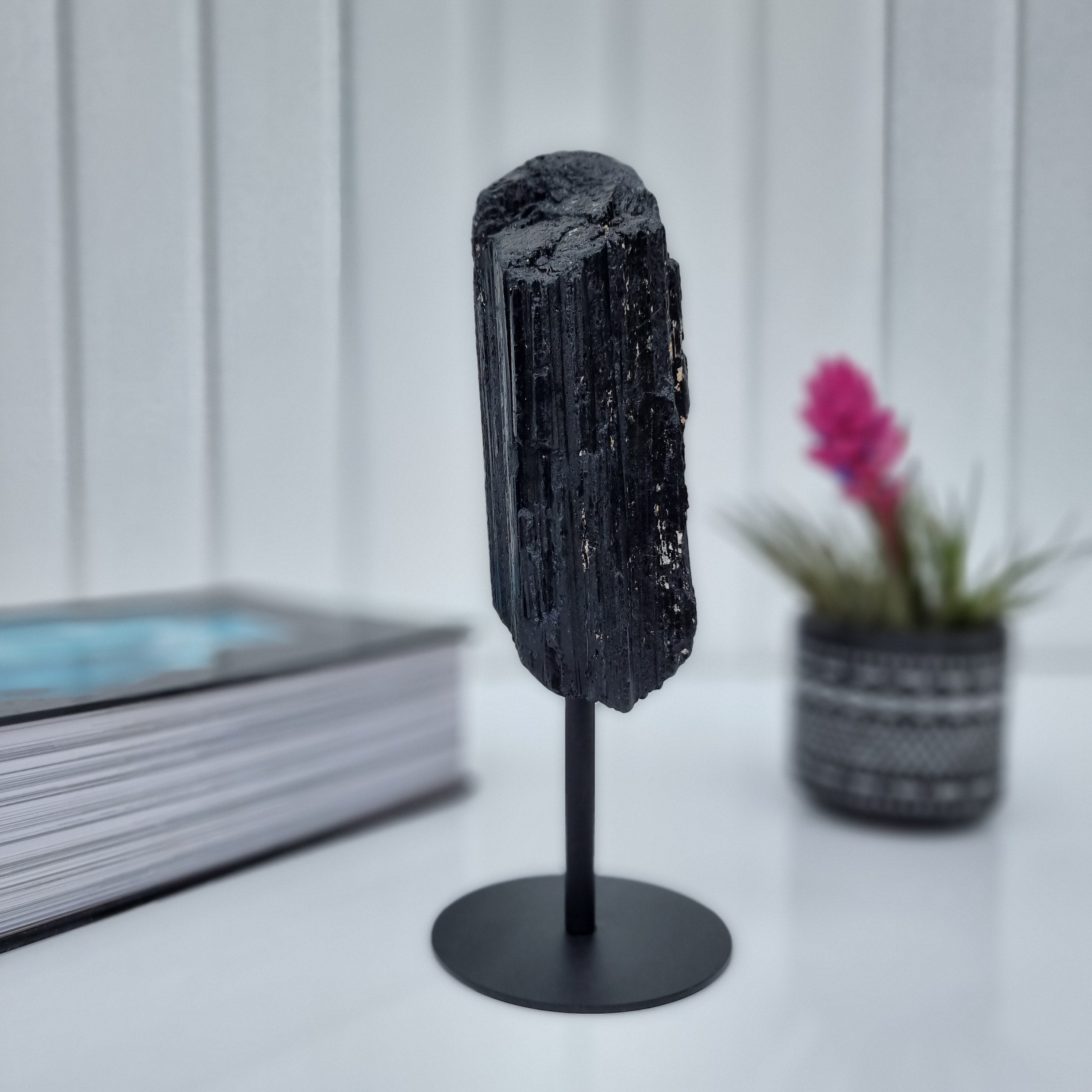 Super Special Natural Black Tourmaline | Weight 1.00 Kg, Height 20 cm | Energy, Beauty, and Sophistication