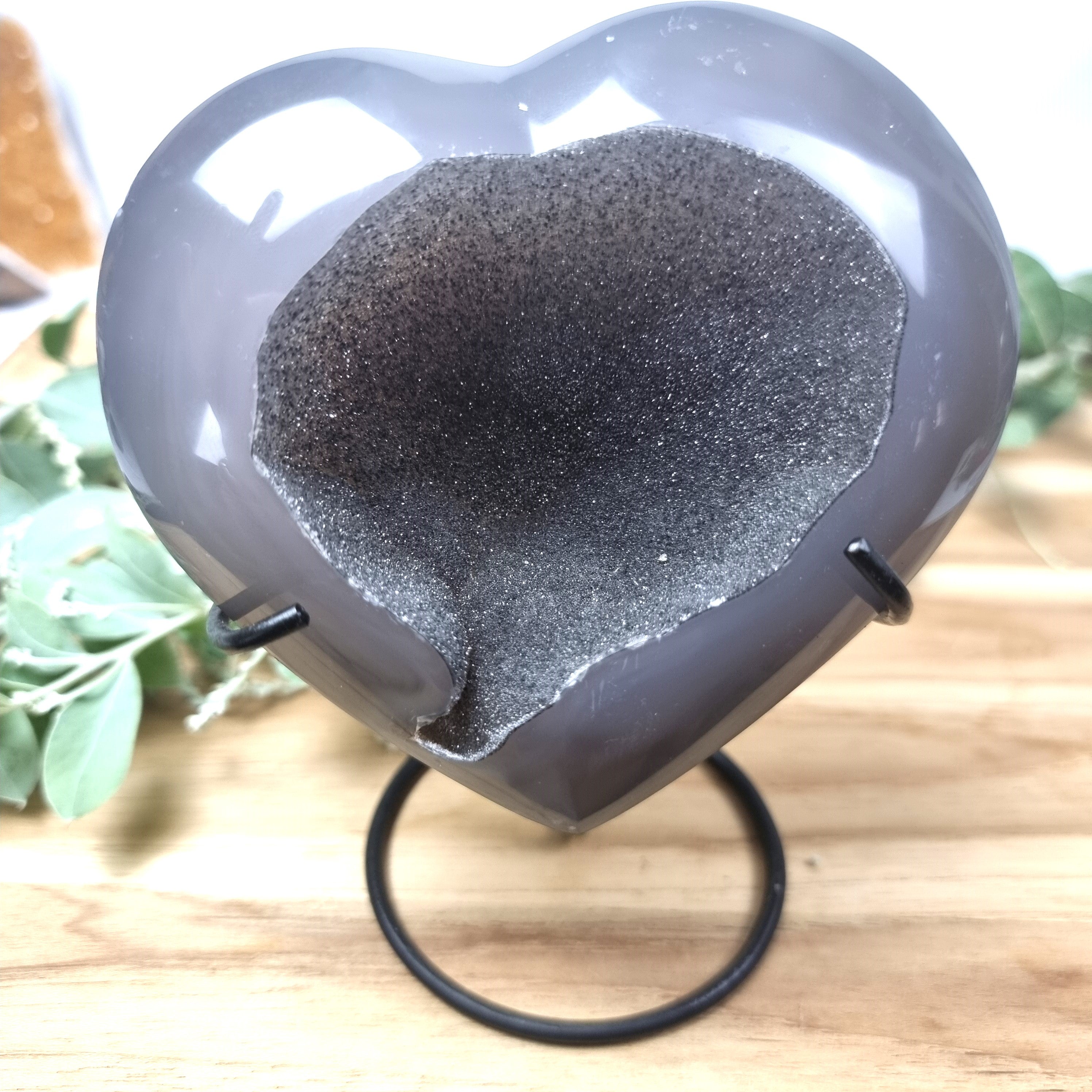 Agate Heart Geode, Extra Quality, metal stand, 1.40 lbs & 4.51" Tall #by Brcrystals