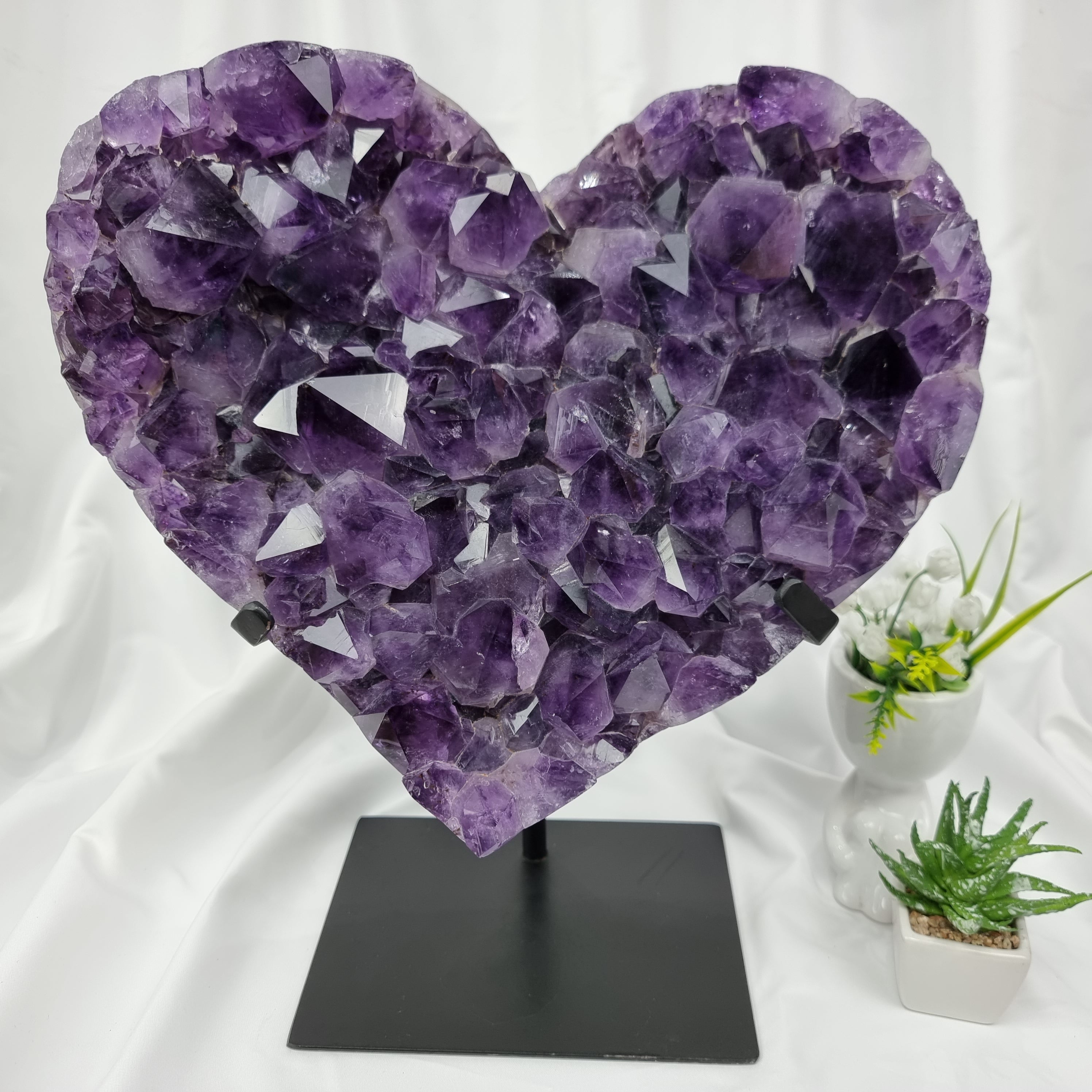 Amethyst Heart on Iron Base - 6.20 kgs, Super Extra - One-of-a-Kind Piece