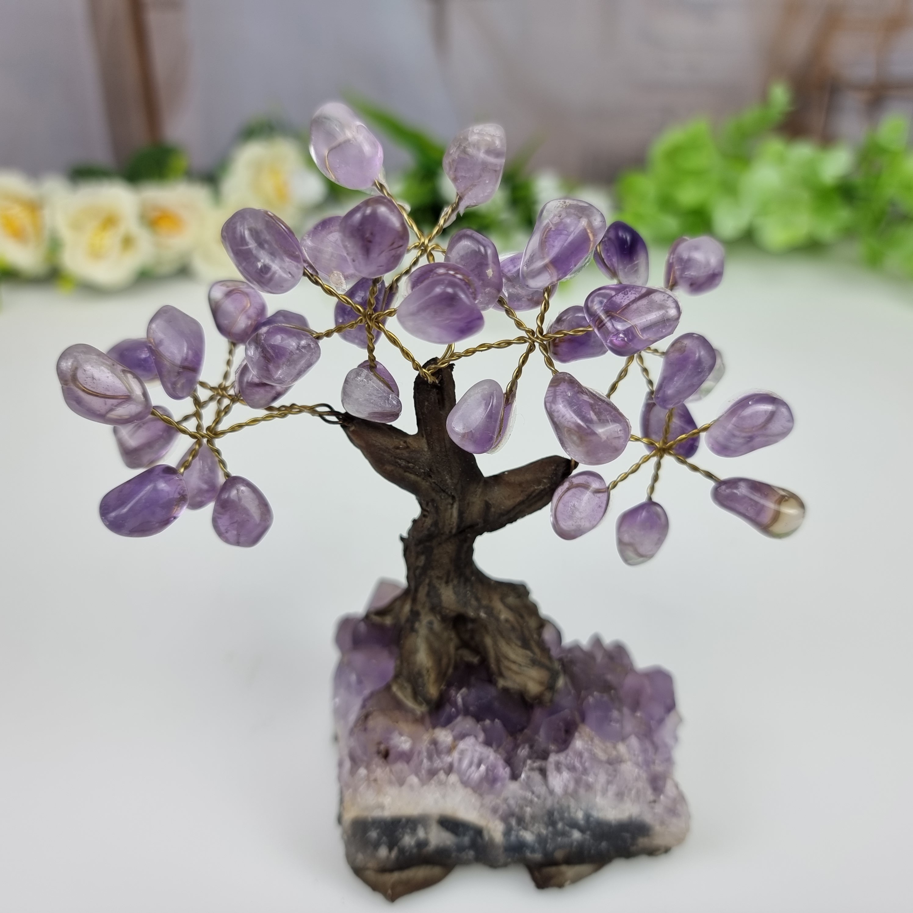 Tree of precious stones 7 branches and 35 stones 10 cm height weight 0.500 kg