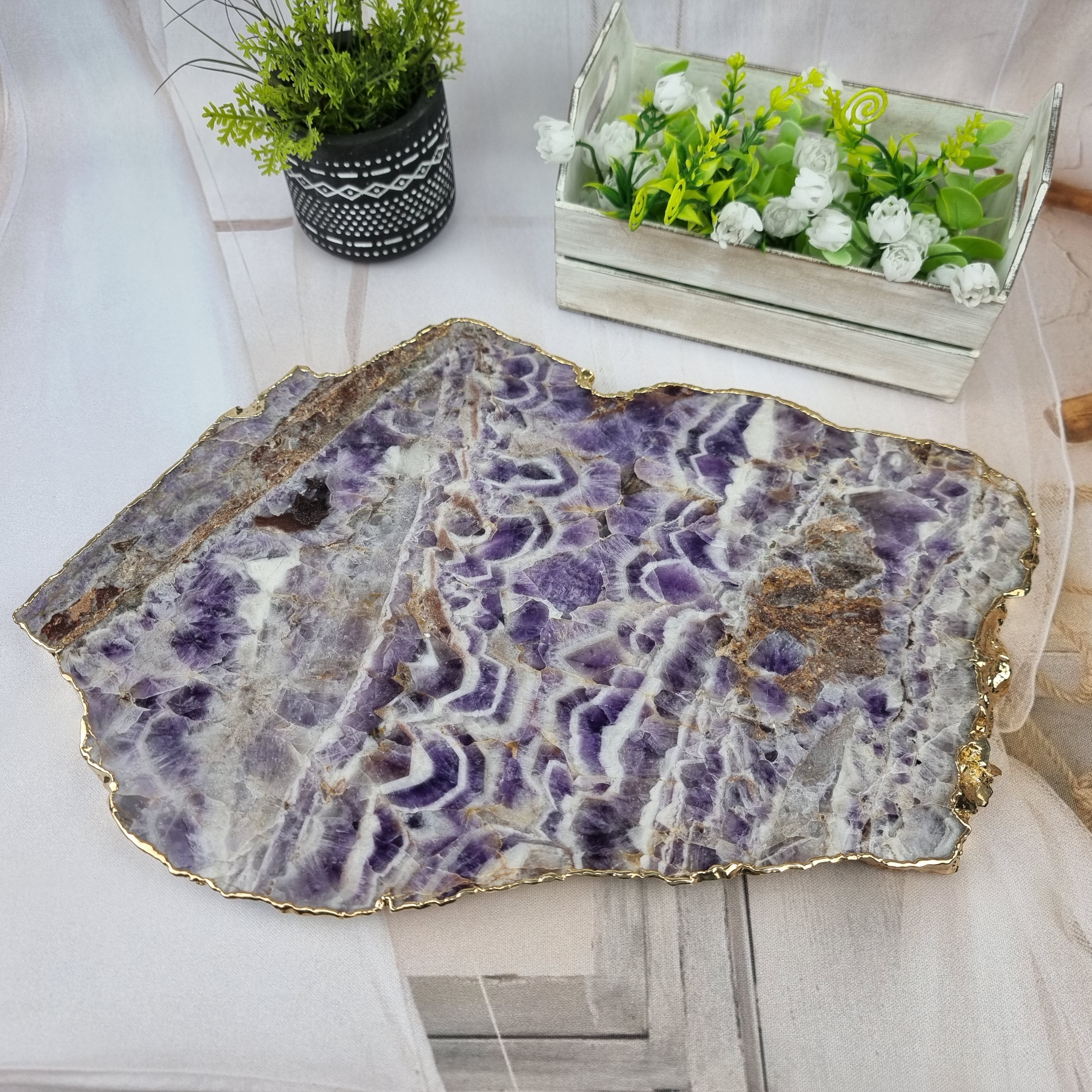 Quartz Trays with GOLDEN EDGES size 30 to 35 cm and weighing 3 kg