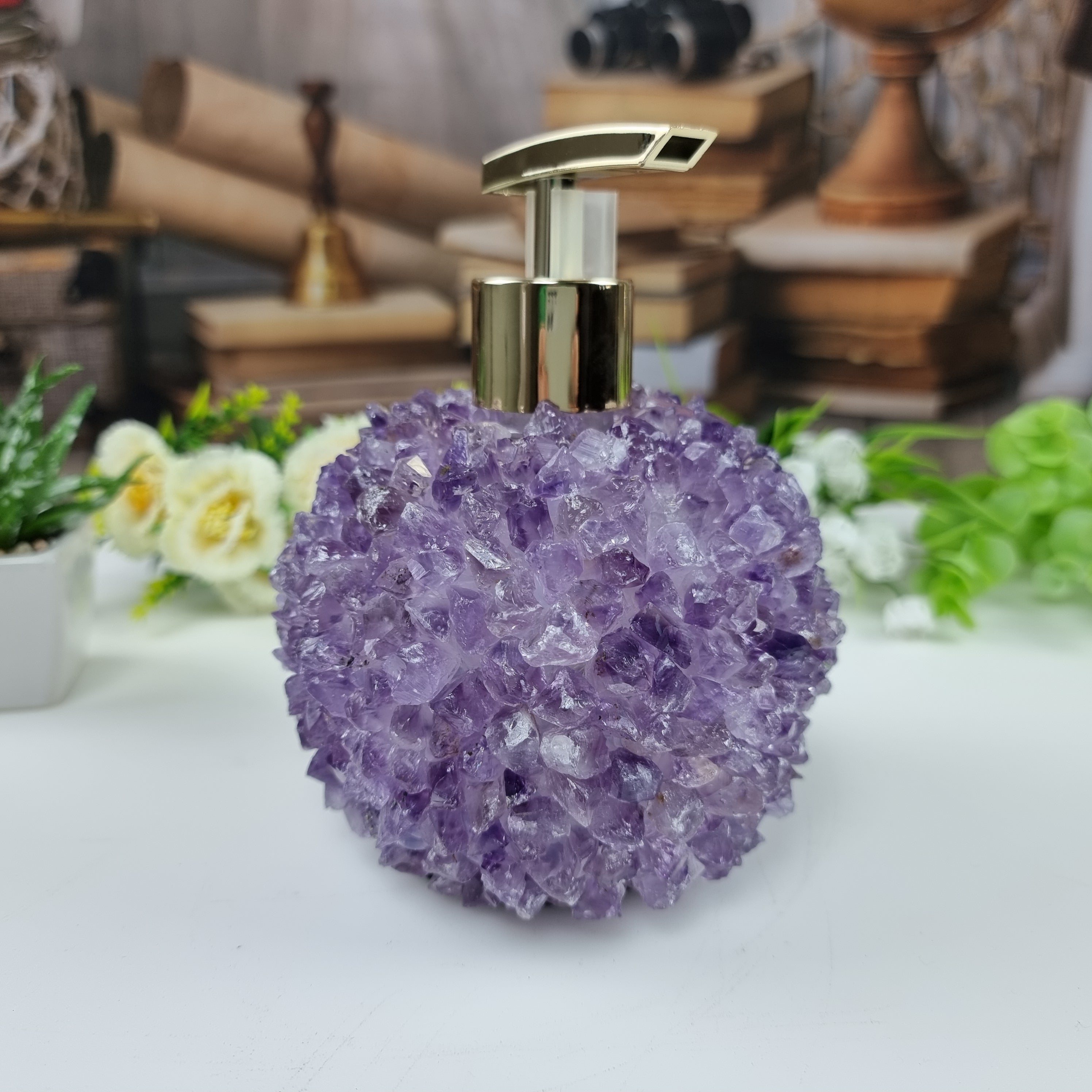 Jabonera de Amatista Cristales | Altura 15 cm | Boquilla Dorada y Plateada | Energía, Belleza y Sofisticación