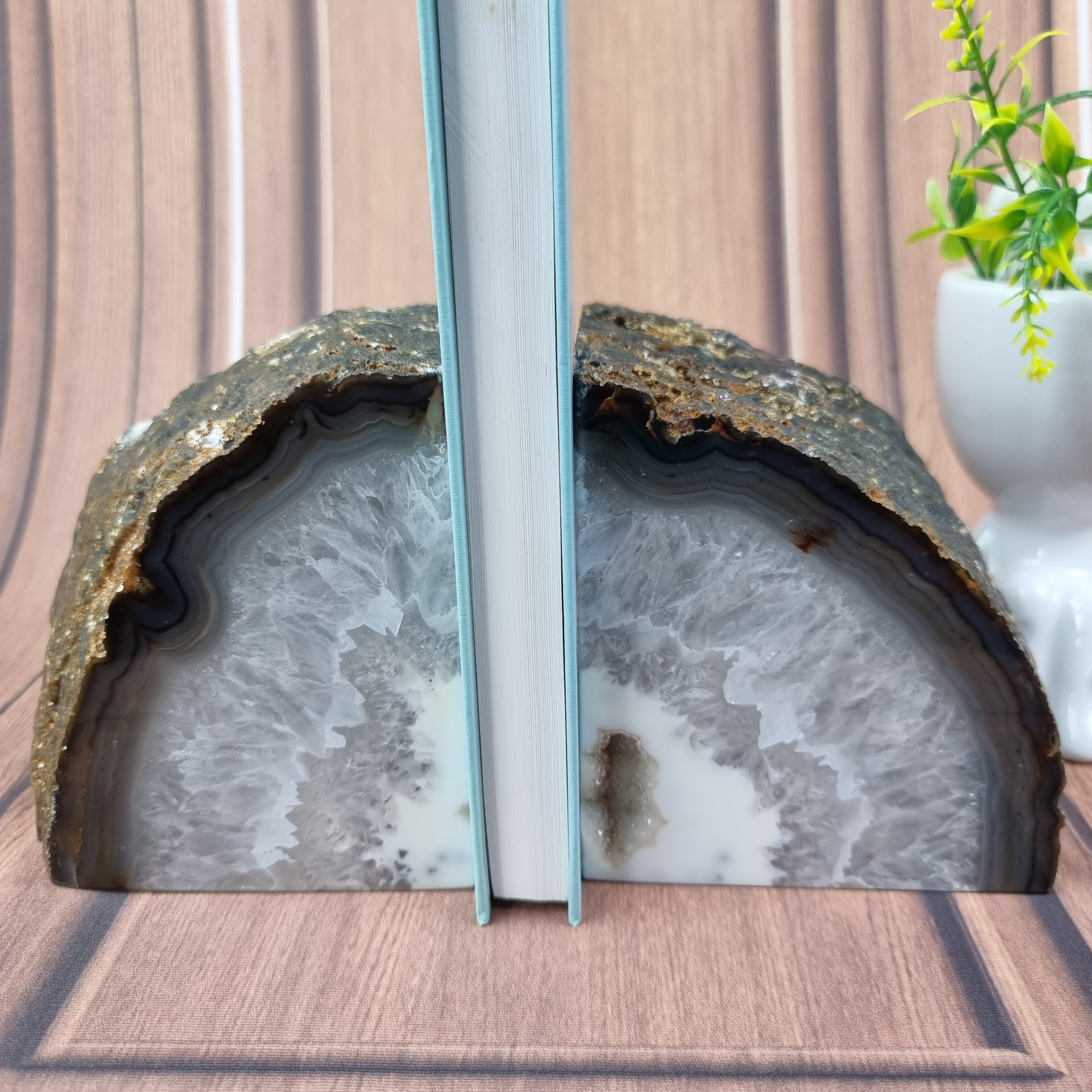 Agate Bookends | 2 units | 15 cm Height | Handmade BR Crystals