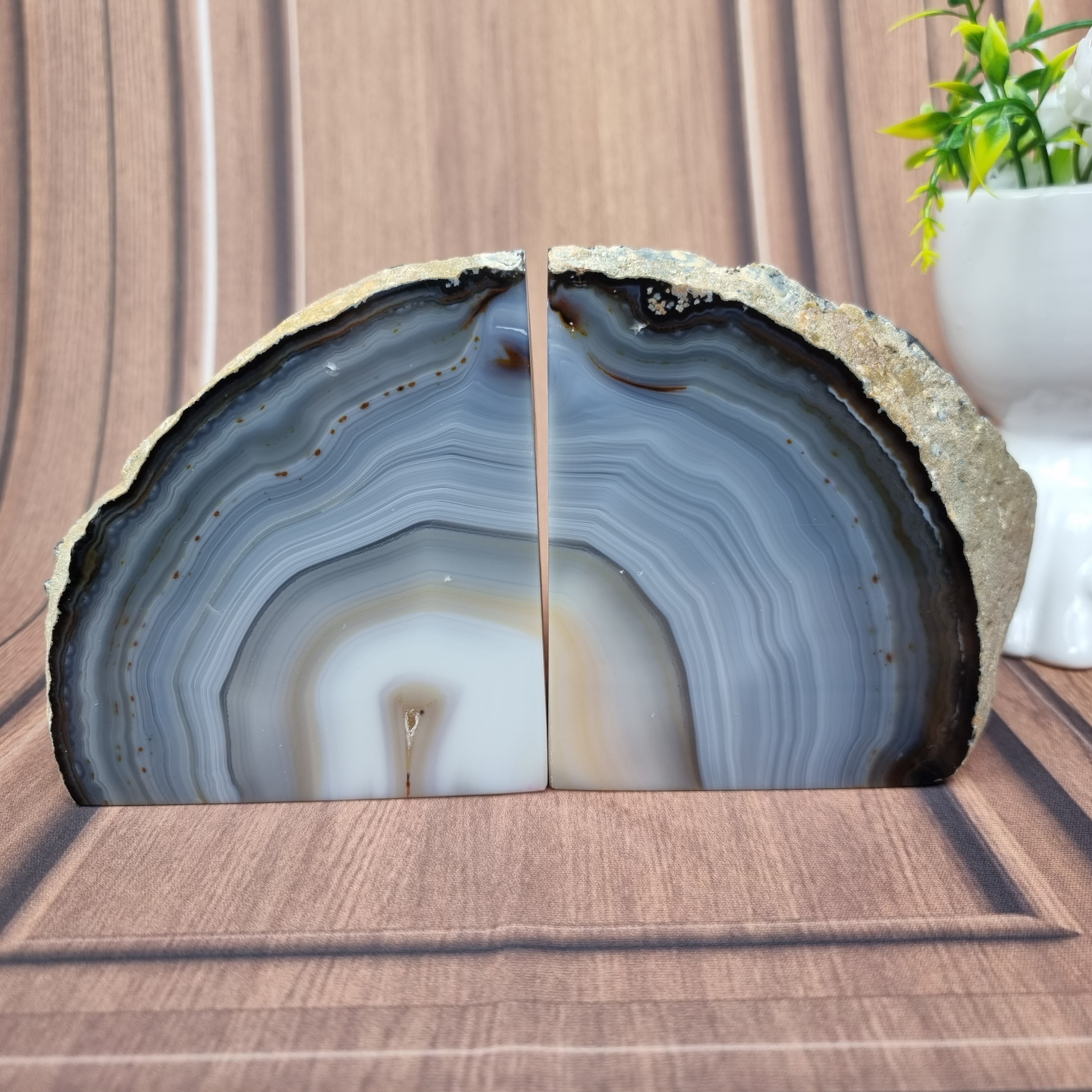 Agate Bookends | 2 units | 15 cm Height | Handmade BR Crystals