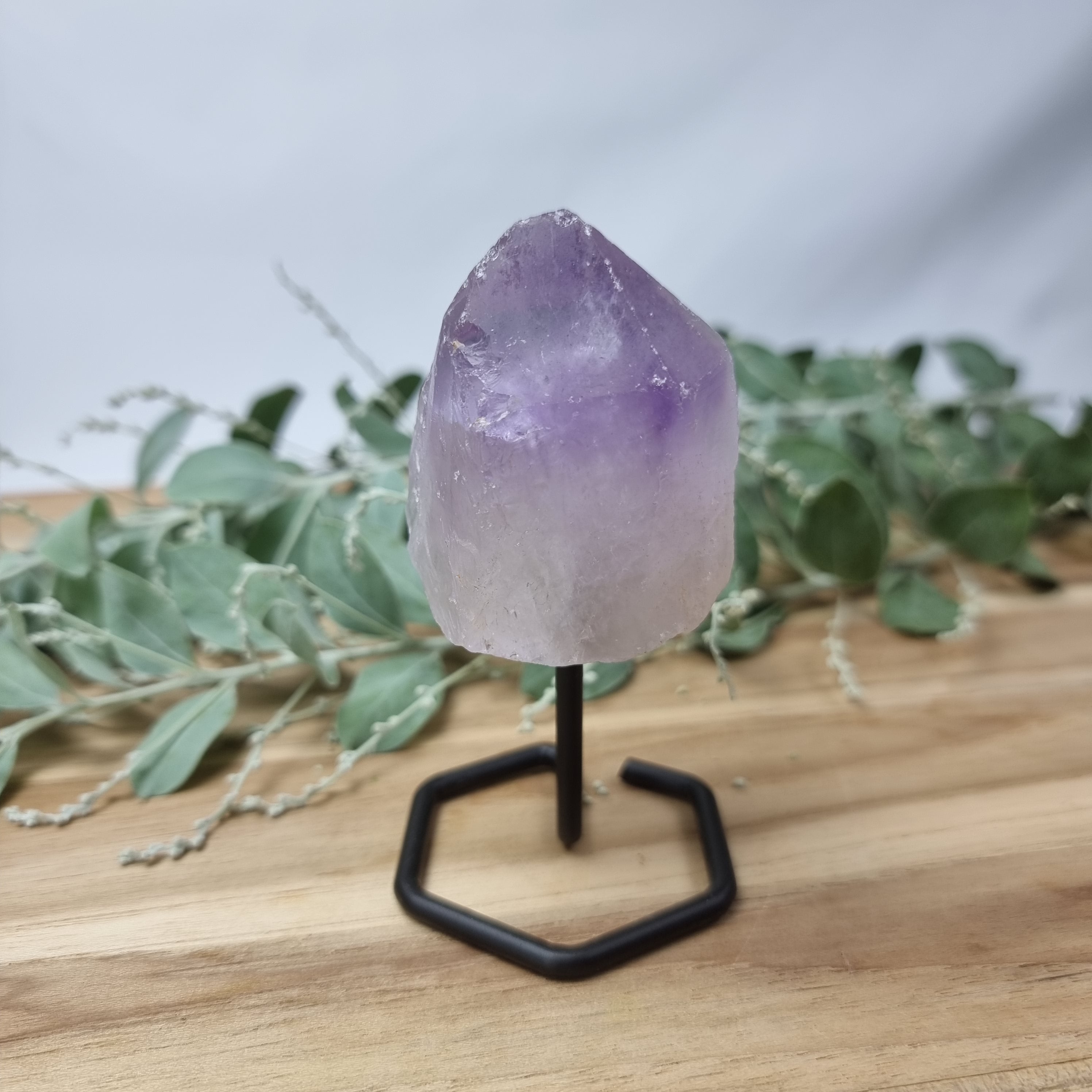 Punta de Amatista con altura de 10 cm | Energía, Belleza y Sofisticación