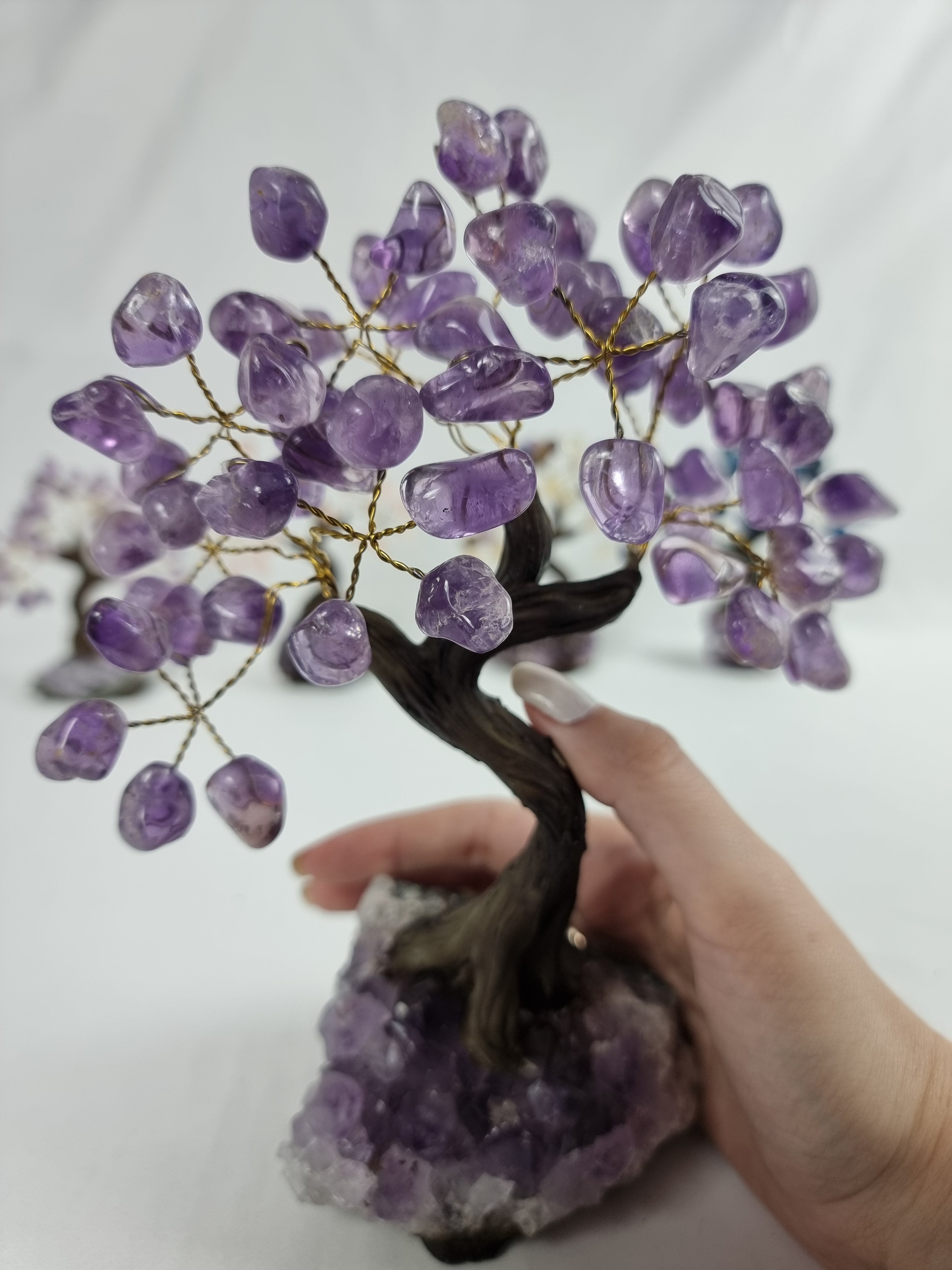 Árbol de AMATISTA Natural | 60 Piedras, 12 ramas | Base de Amatista con 15 cm de altura - Pieza Artesanal BR Crystals