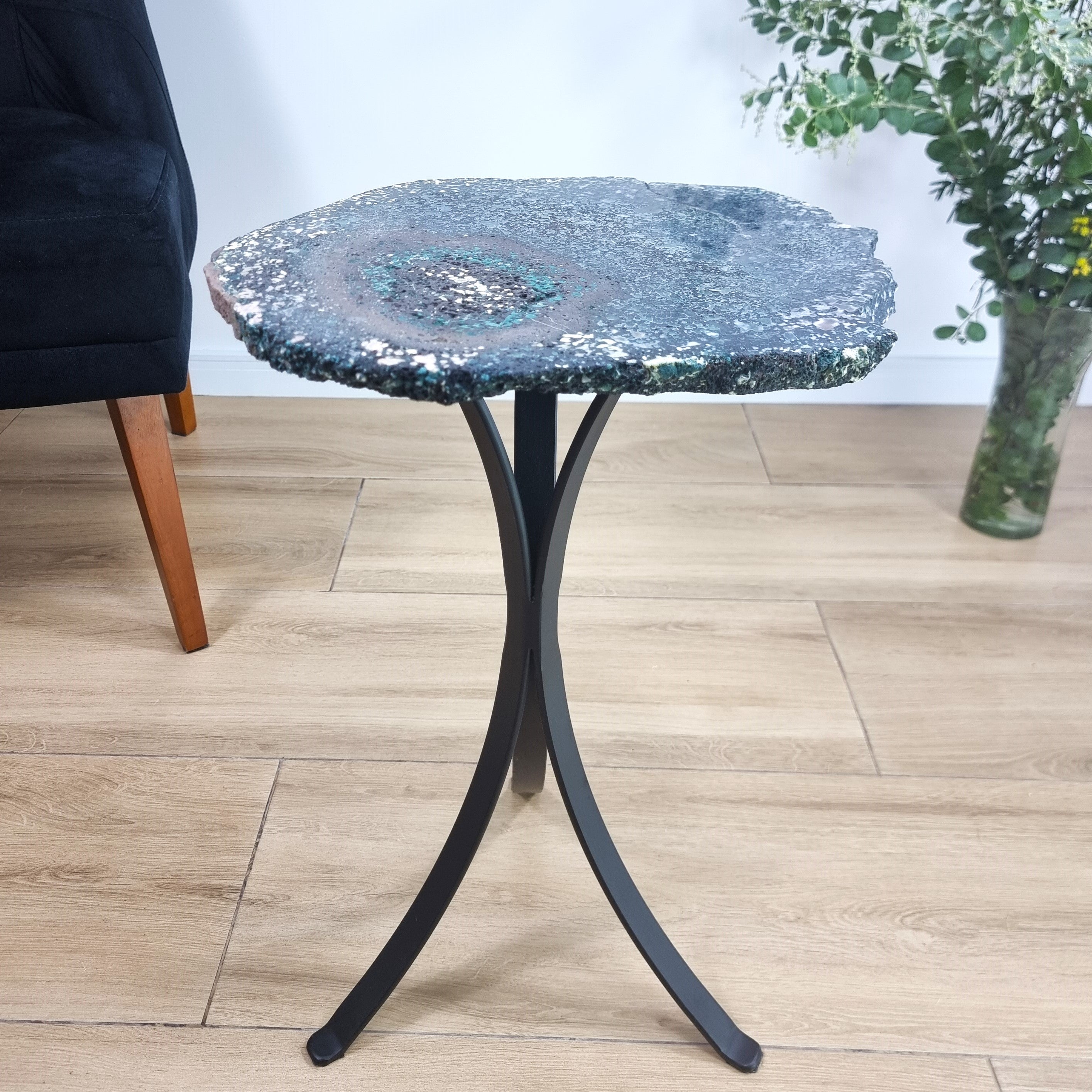 Side Table - Crystal End Table Black legs 23 inches high, total weight 14 pounds