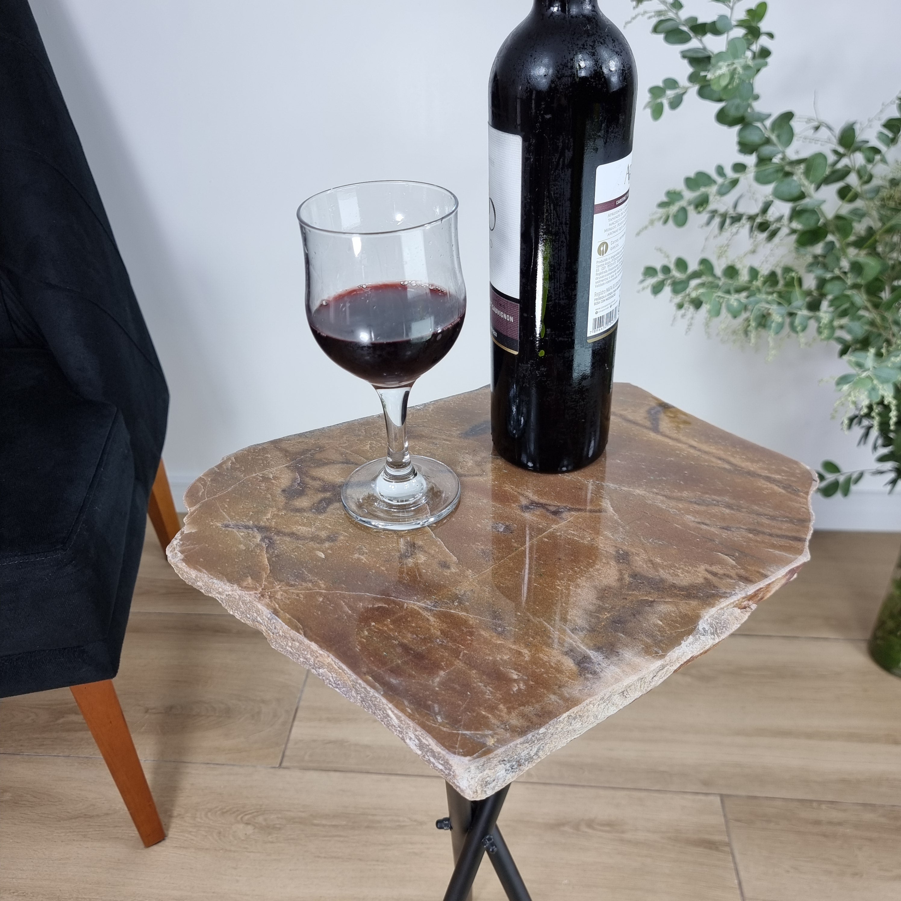 Mesa Auxiliar de JASPE MARRÓN Natural | Base Trípode Negra | Altura de 60 cm - Pieza Artesanal BR Crystals