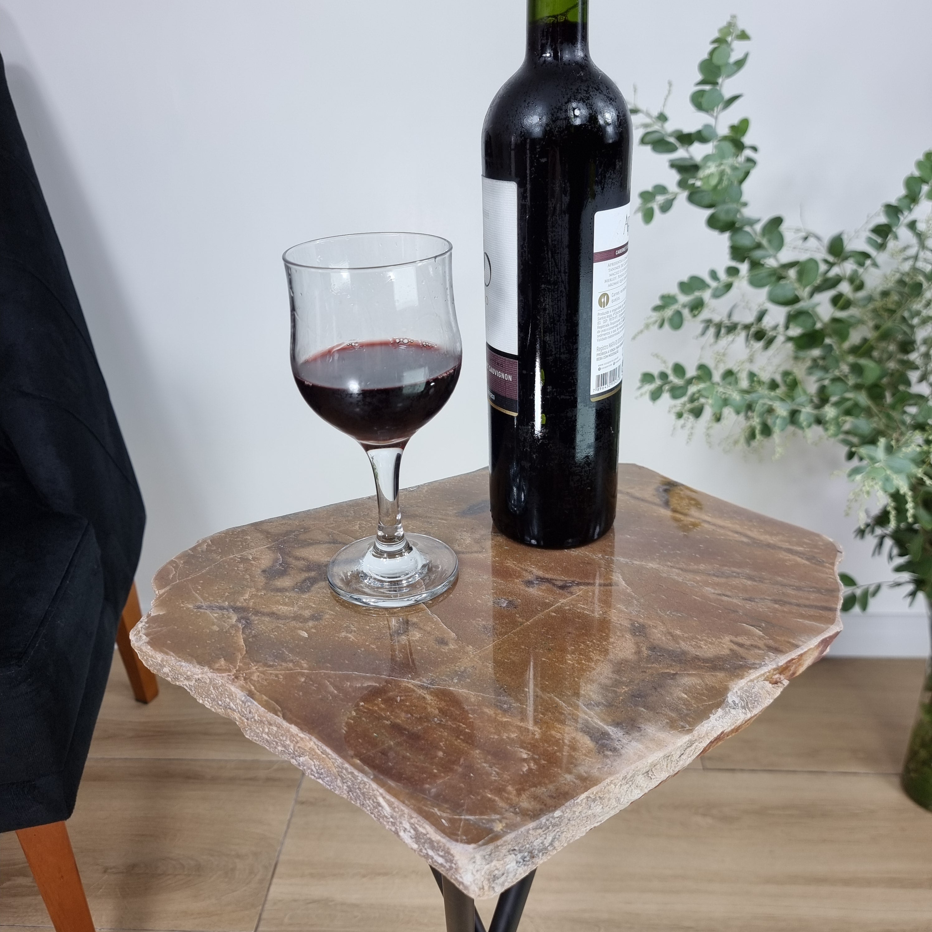 Mesa Auxiliar de JASPE MARRÓN Natural | Base Trípode Negra | Altura de 60 cm - Pieza Artesanal BR Crystals