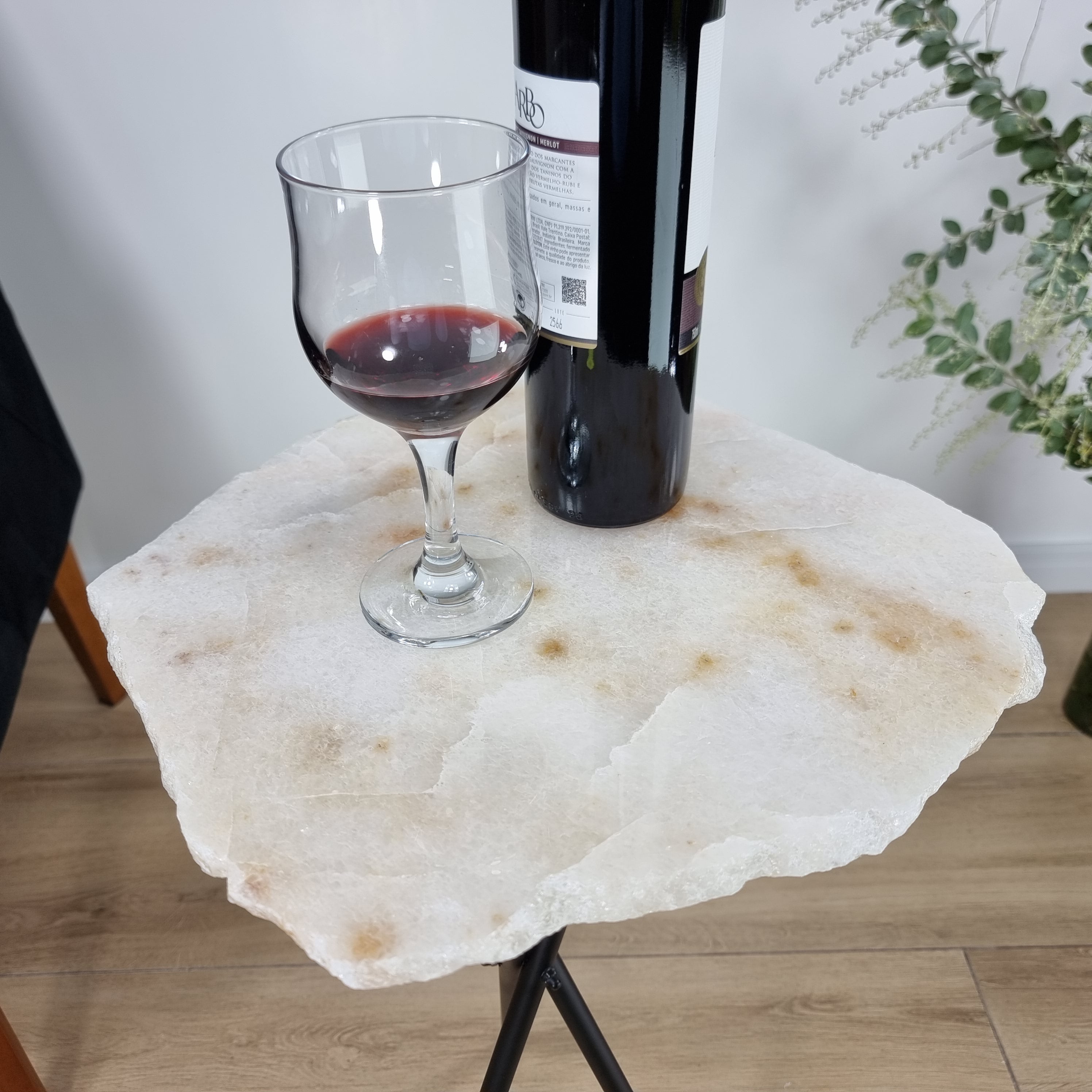 Mesa auxiliar de CUARZO BLANCO Natural | Base trípode negra | Altura de 60 cm - Pieza Artesanal BR Crystals