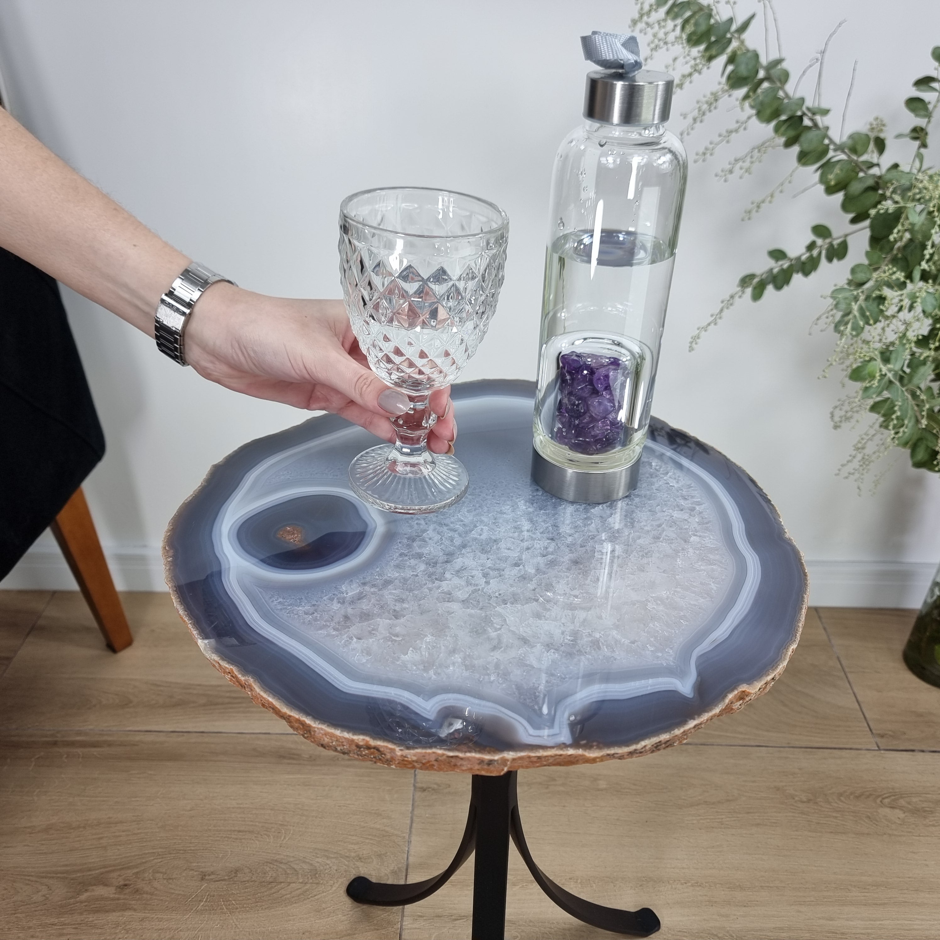 Side Table Natural Agates Thin Plates golden base 60 cm high, total weight 5 kg