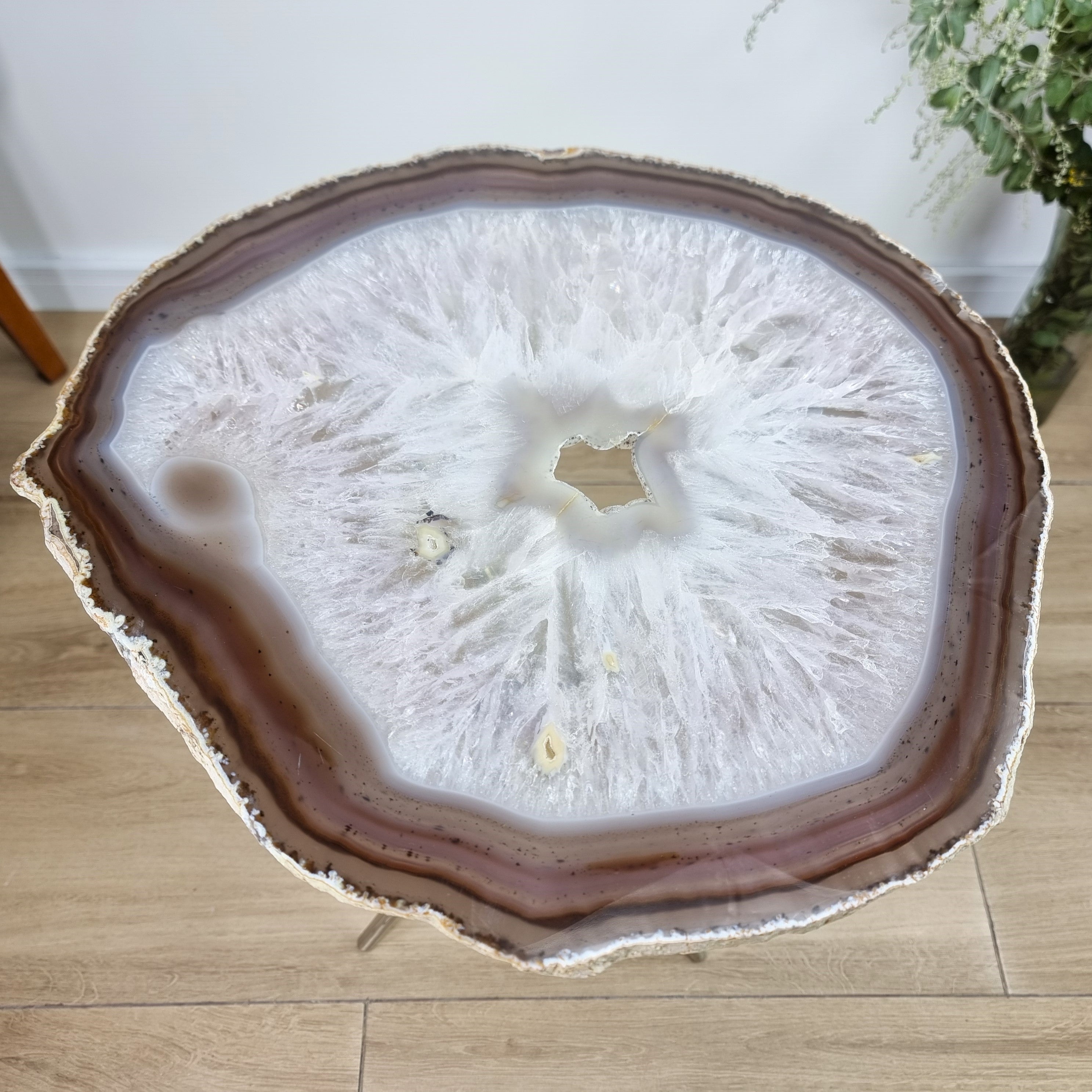 Natural Agate Side Table - Crystal End Table Silver legs 23 inches high, total weight 9.37 pounds