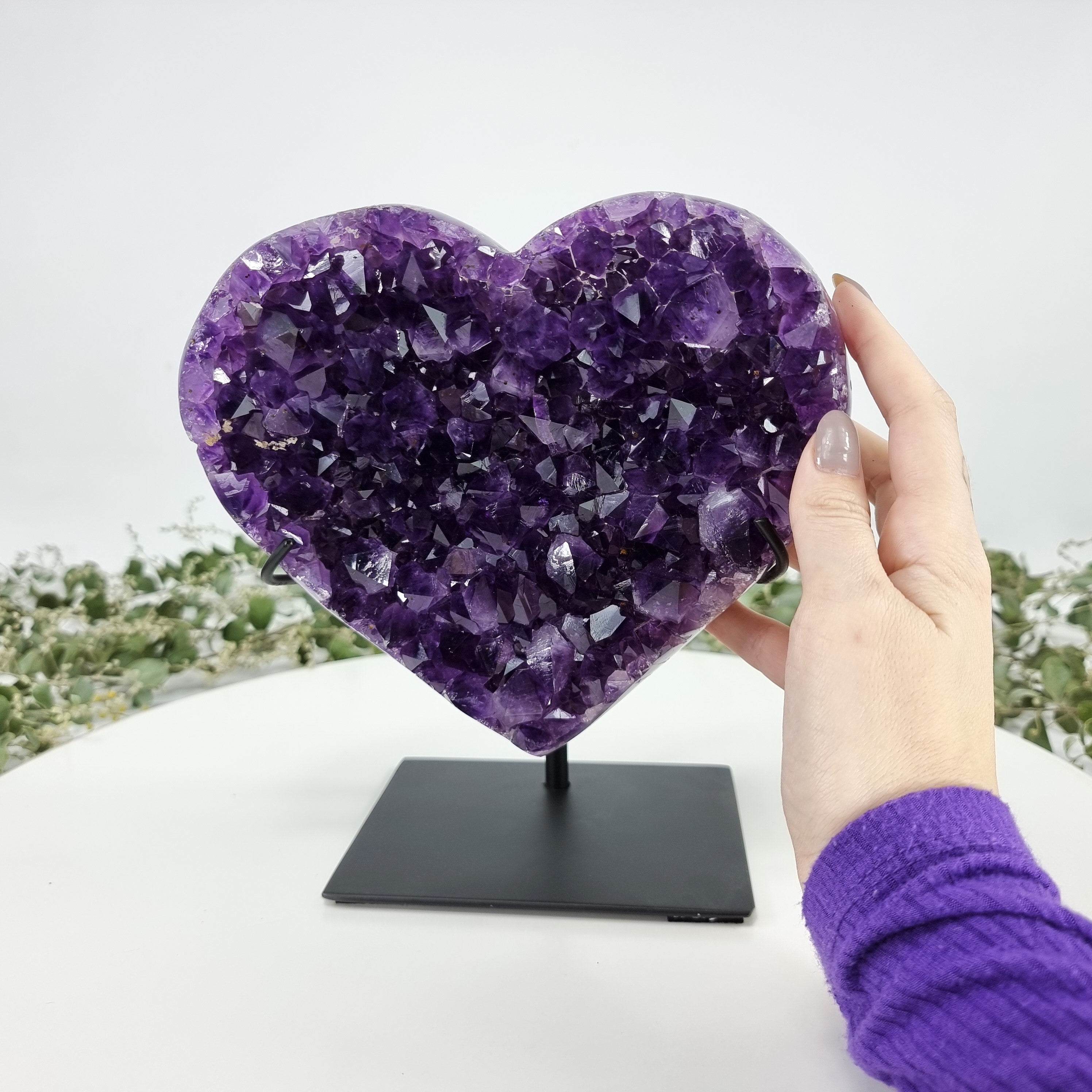 Amethyst Heart Geode, Extra Quality, metal stand, 6.7 lbs & 7.87" Tall #by Brcrystals