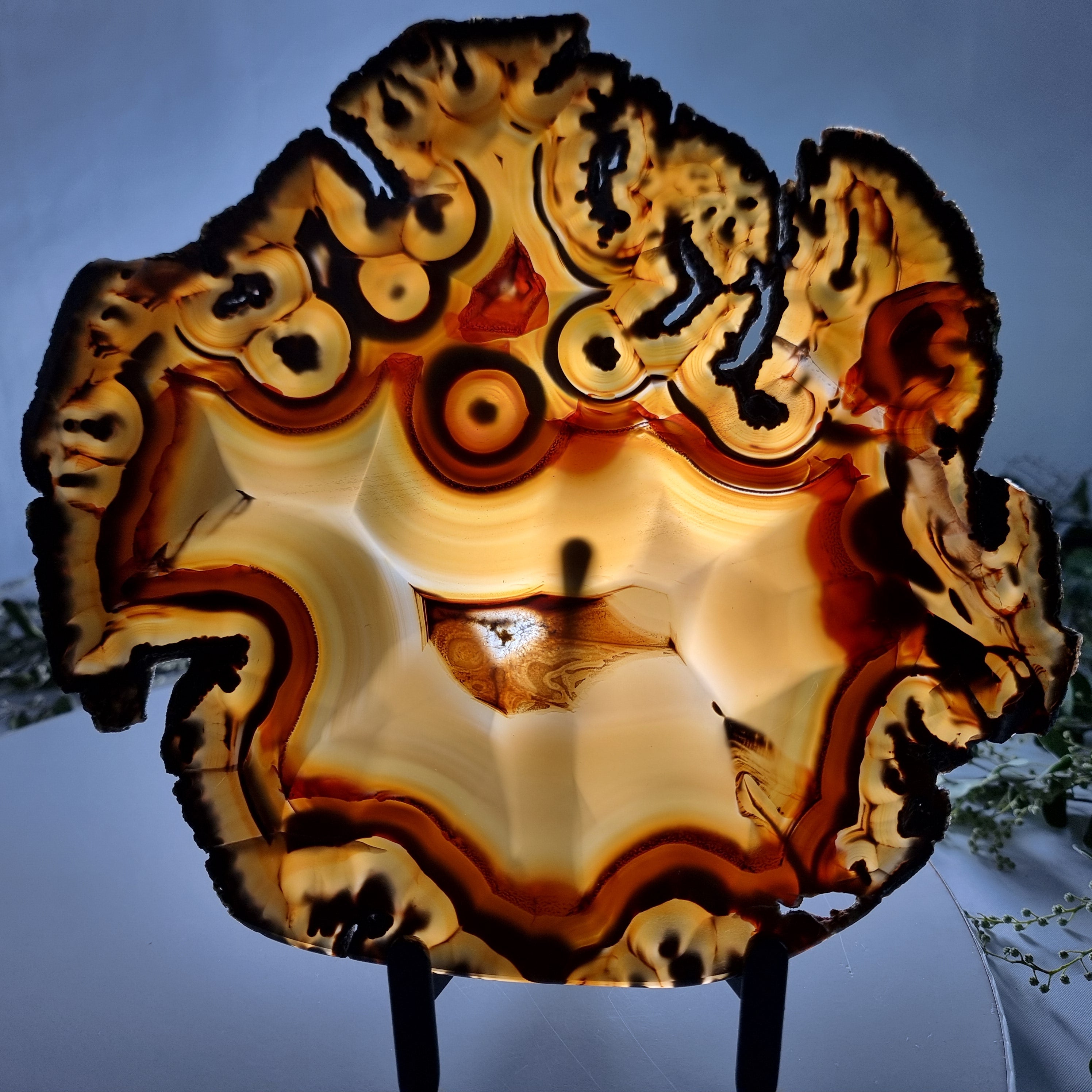 SUPER SPECIAL Agate Slice | Black Iron Base | Height 25 cm, 1 Unit | BR Crystals Handmade Piece