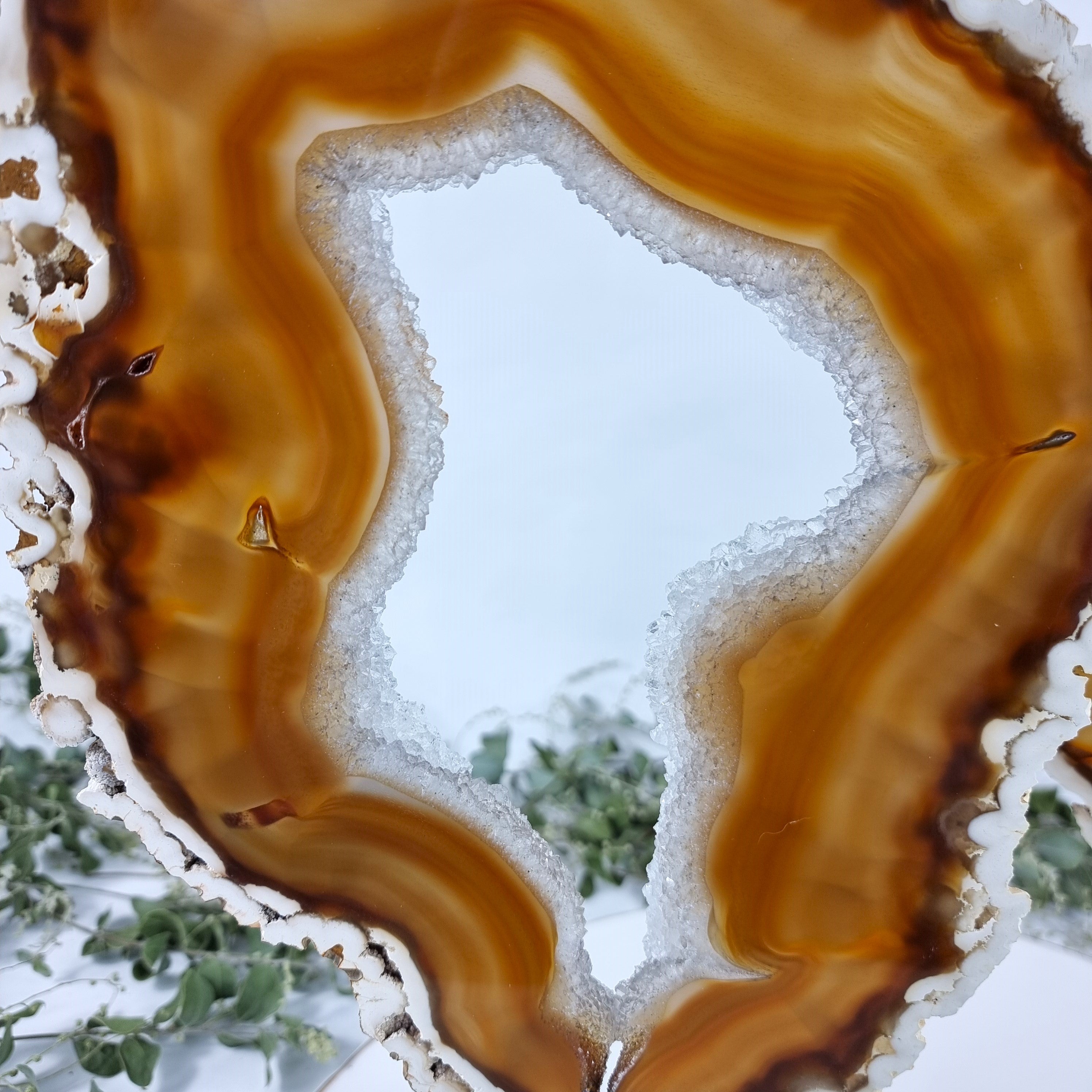 Special Large Natural Brazilian Agate Slice on a Metal Stand, 14.0" Tall Weight: 5.07 lbs - Set of 02