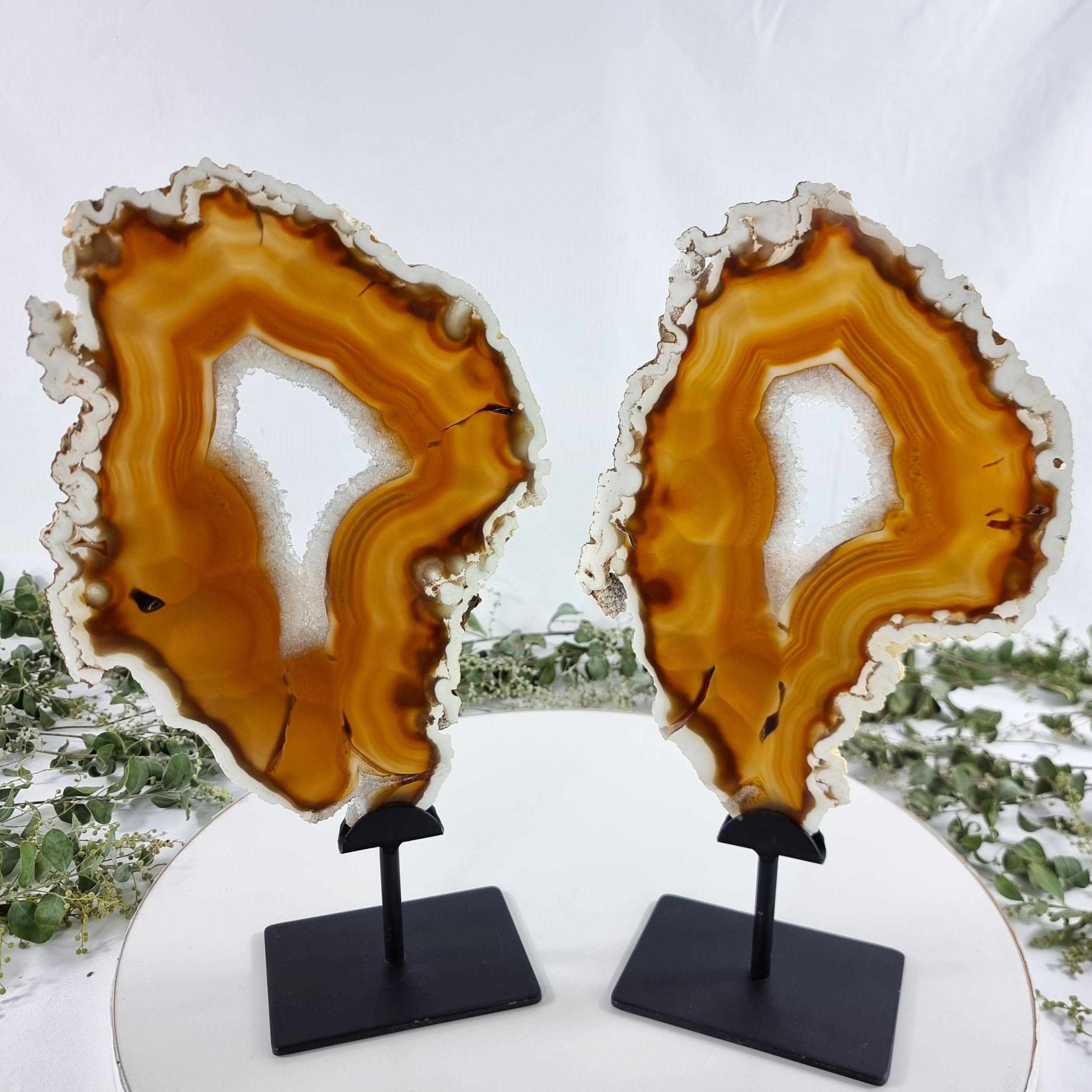 Special Large Natural Brazilian Agate Slice on a Metal Stand, 13.0" Tall Weight: 3,54 lbs - Set of 02